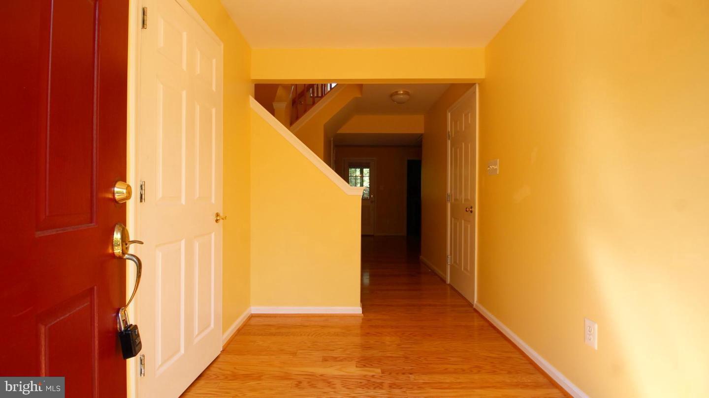 POTOMAC LAKES - Residential Lease