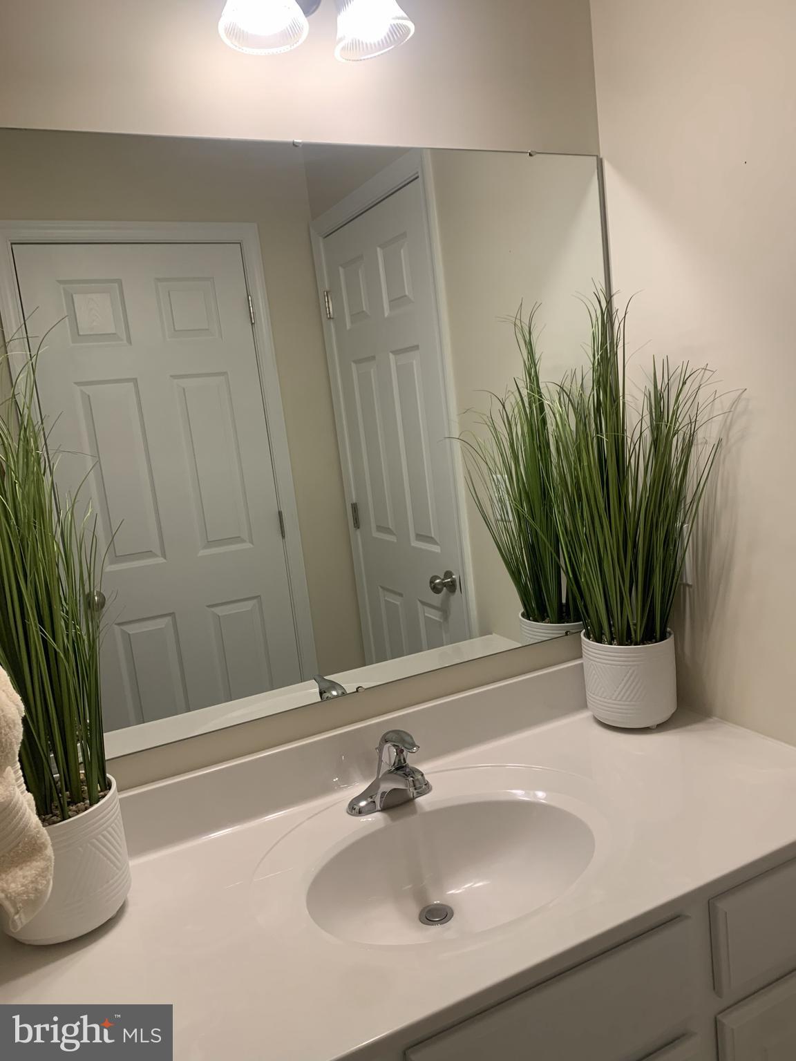 JACKSON HEIGHTS SINGLE FAMILY HOMES - Residential