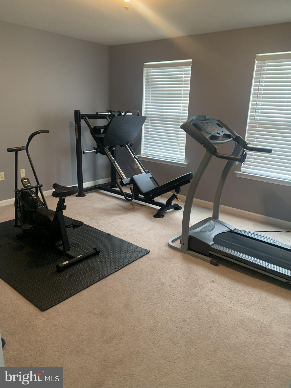 JACKSON HEIGHTS SINGLE FAMILY HOMES - Residential