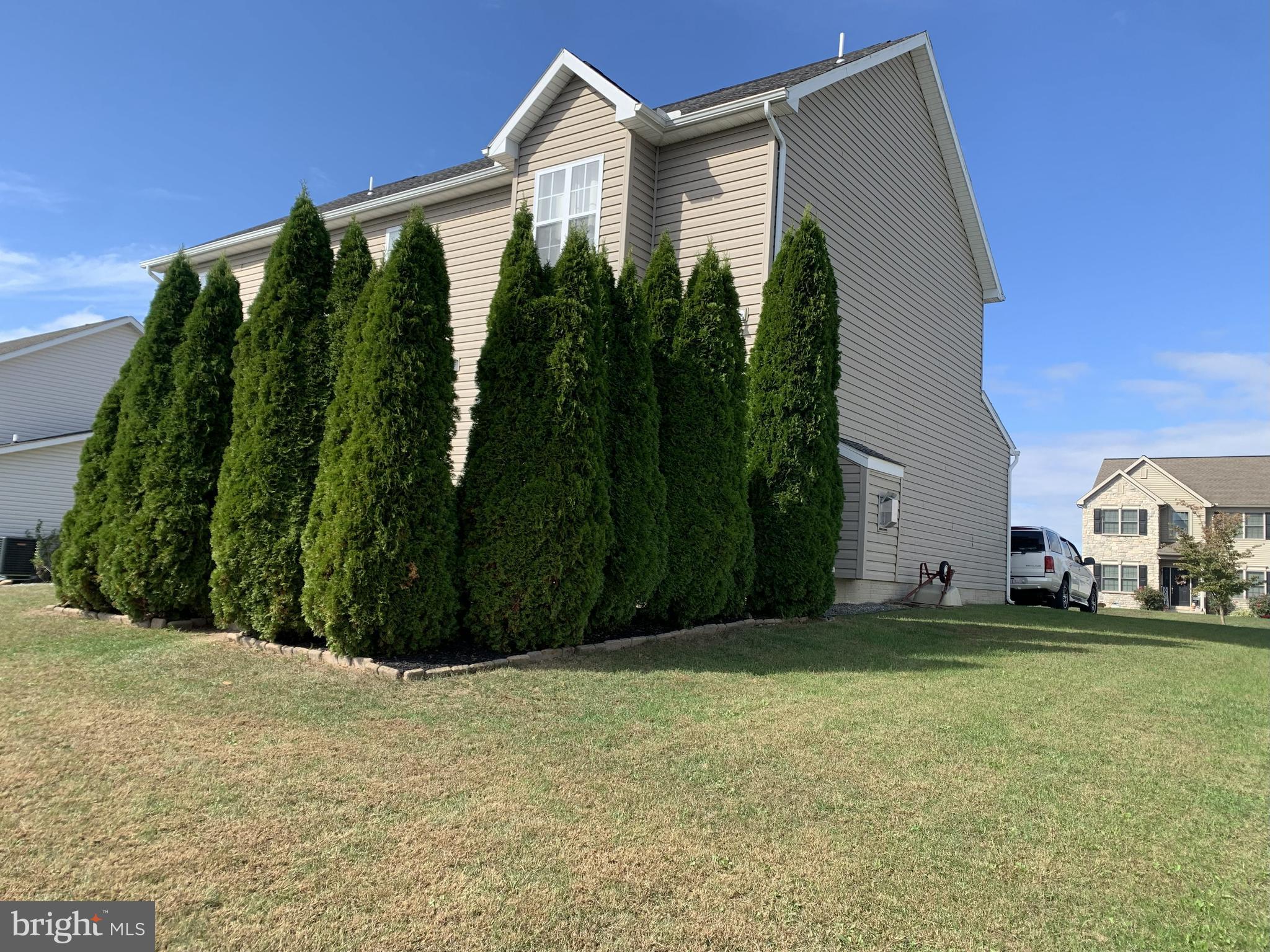 JACKSON HEIGHTS SINGLE FAMILY HOMES - Residential