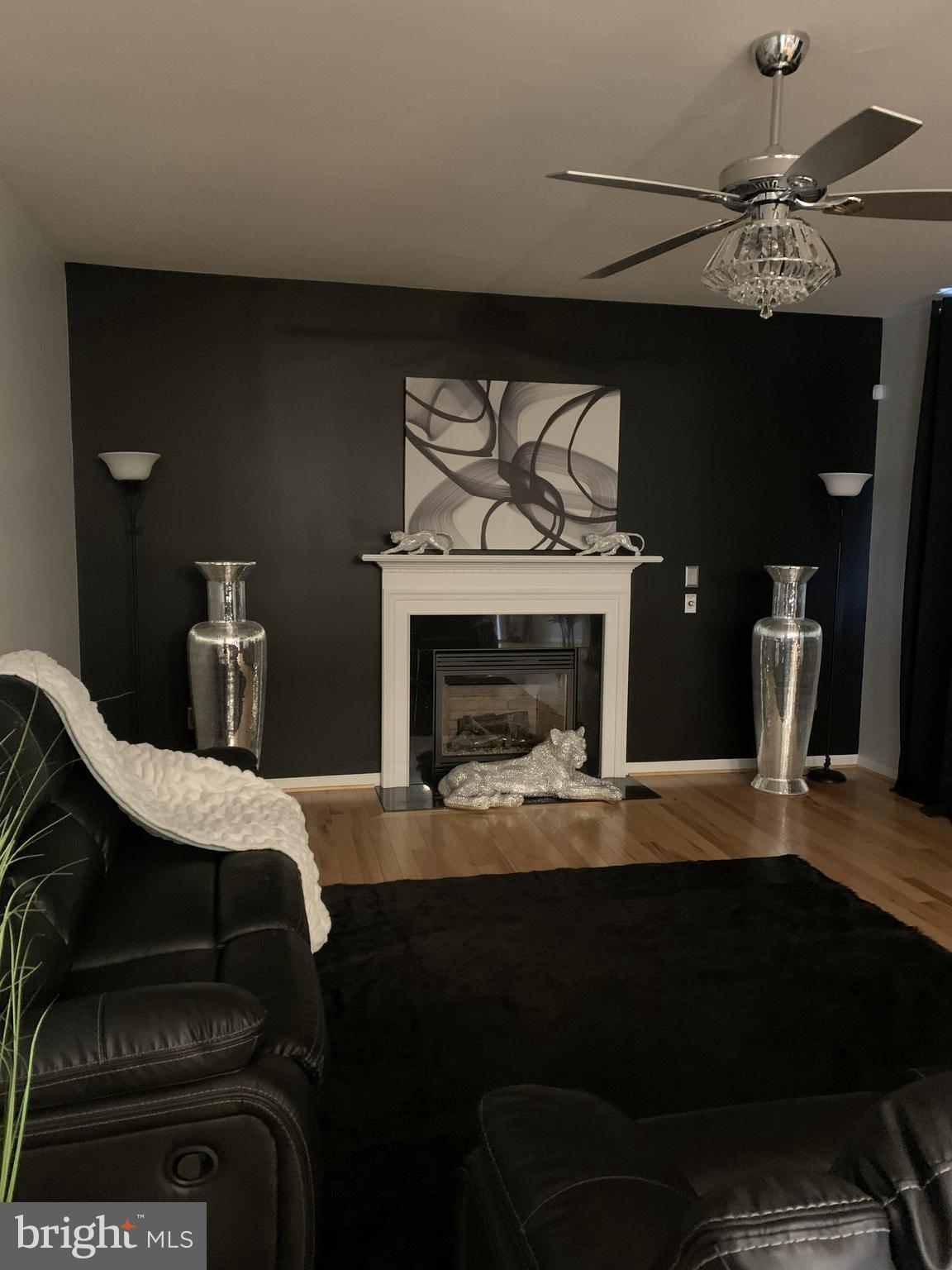 JACKSON HEIGHTS SINGLE FAMILY HOMES - Residential