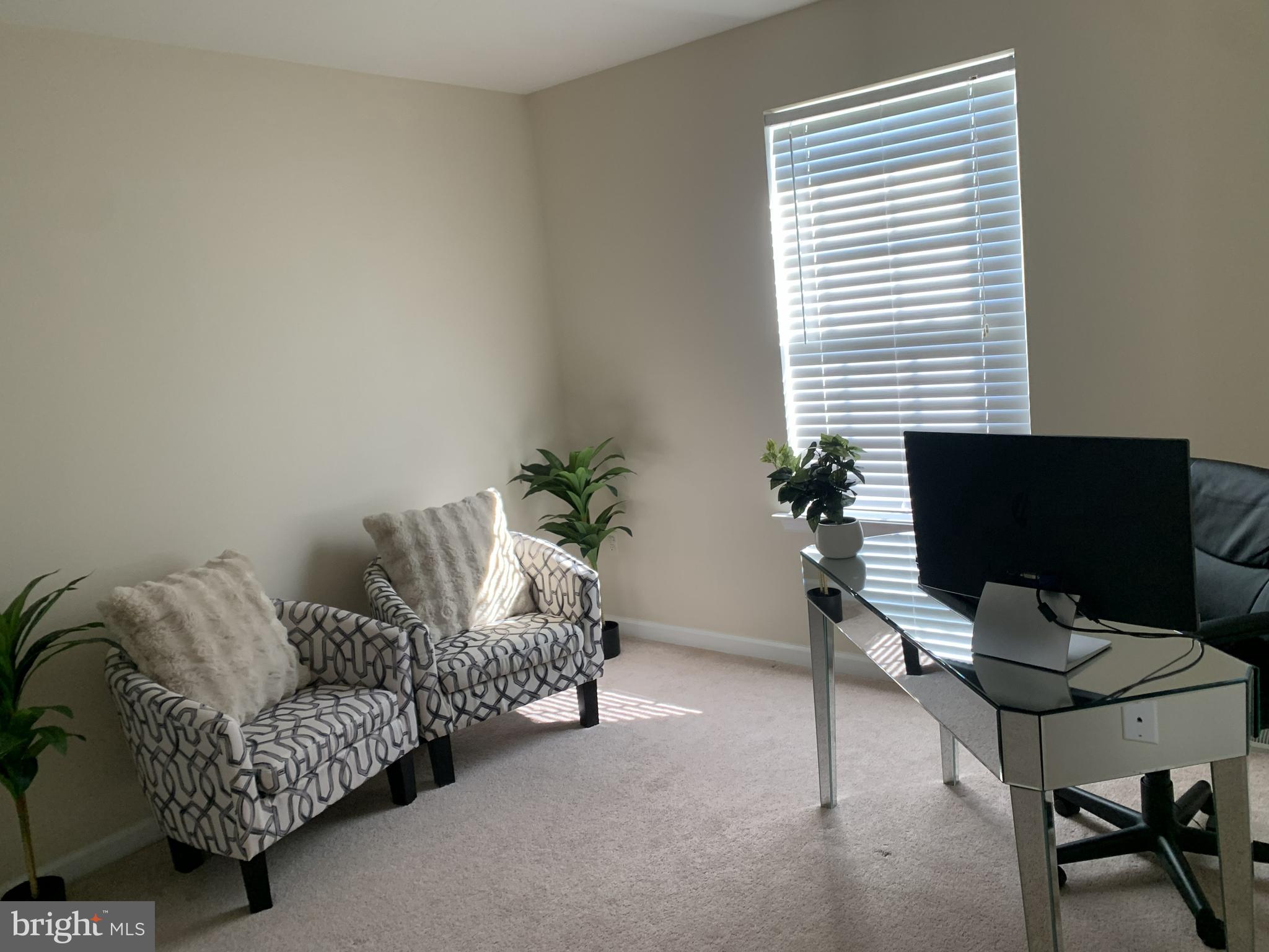 JACKSON HEIGHTS SINGLE FAMILY HOMES - Residential