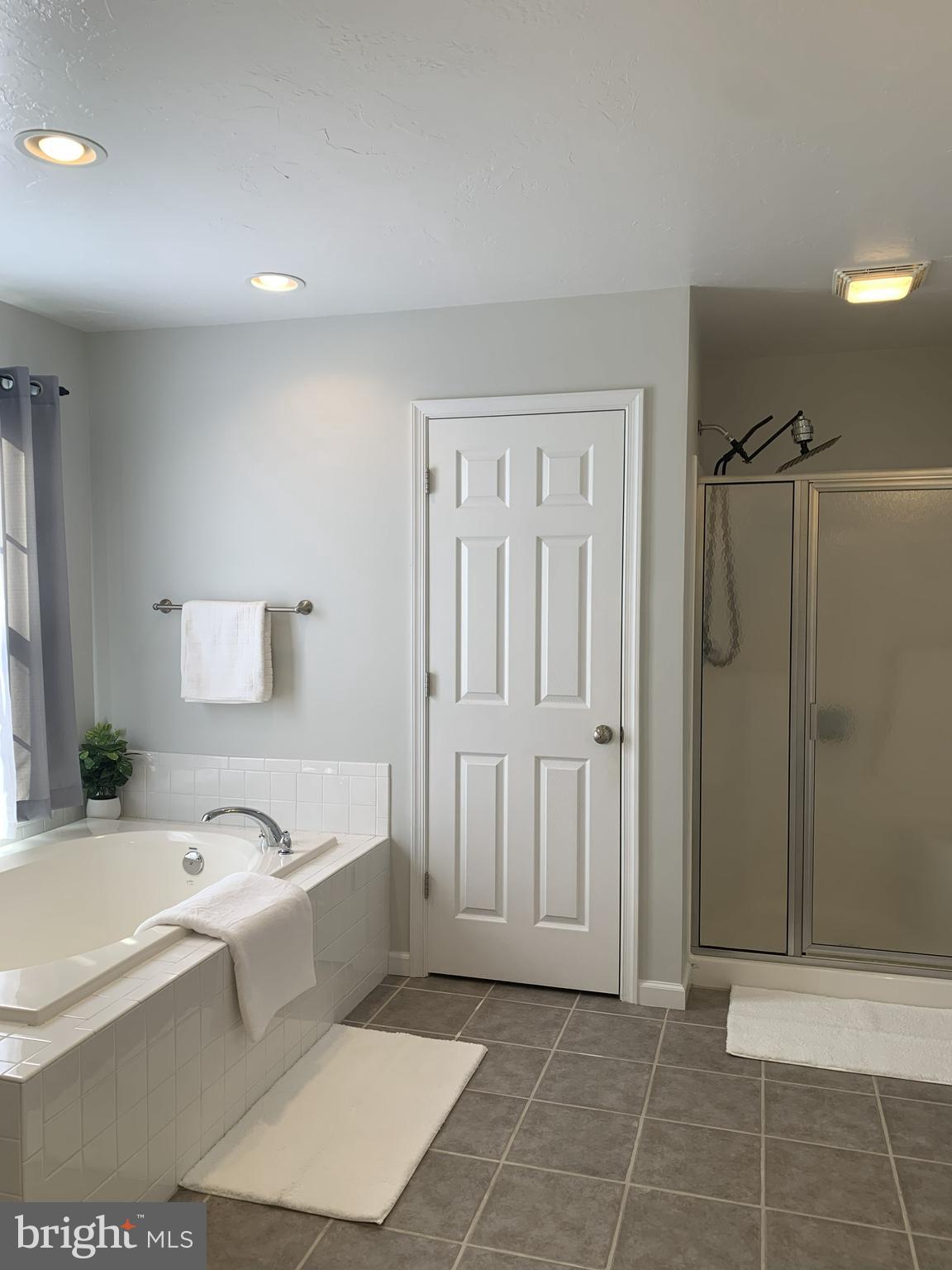 JACKSON HEIGHTS SINGLE FAMILY HOMES - Residential