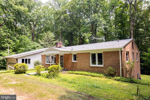 2720 HIDDEN VALLEY ROAD ACCOKEEK MD 20607