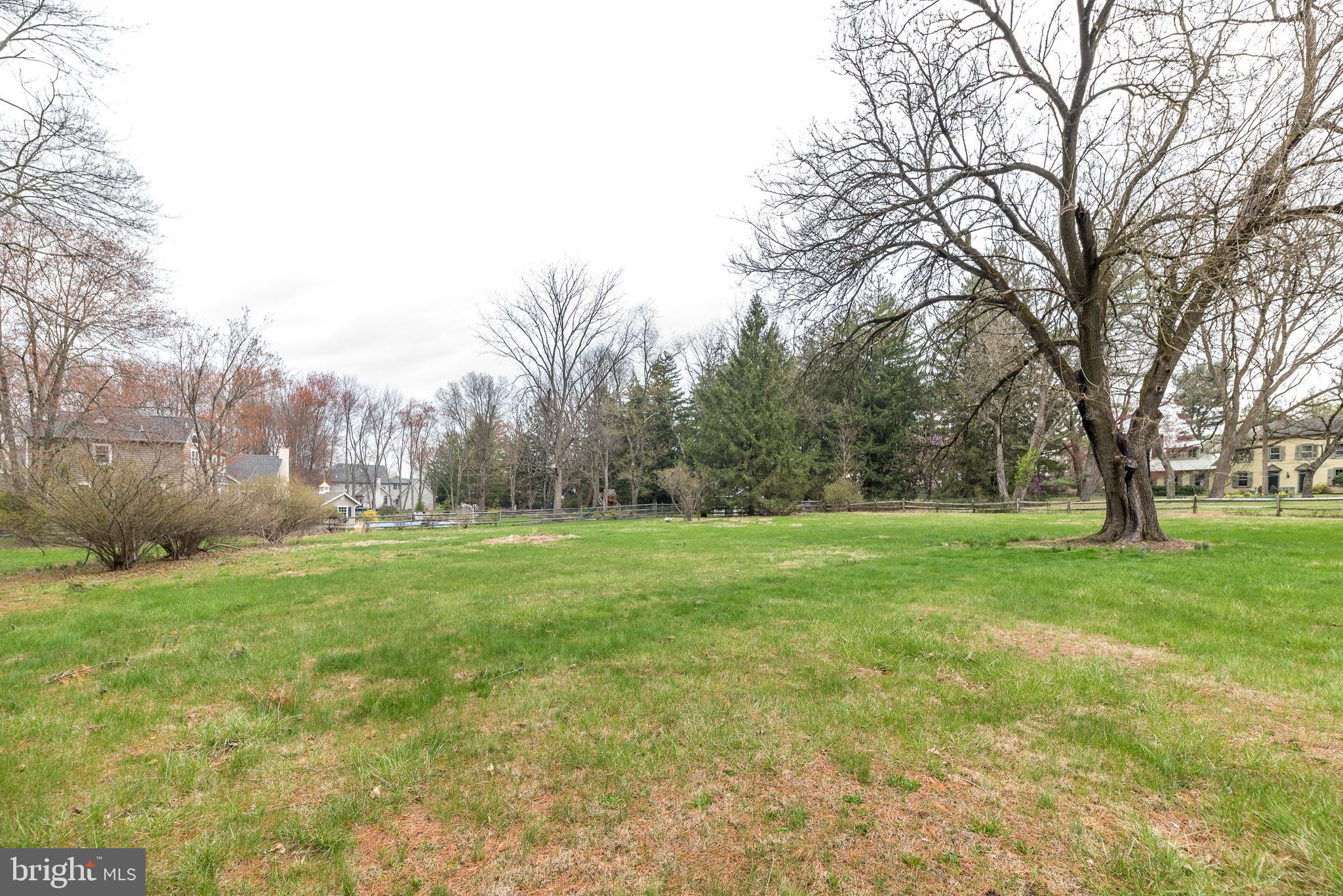 FOX HILL FARMS - Residential