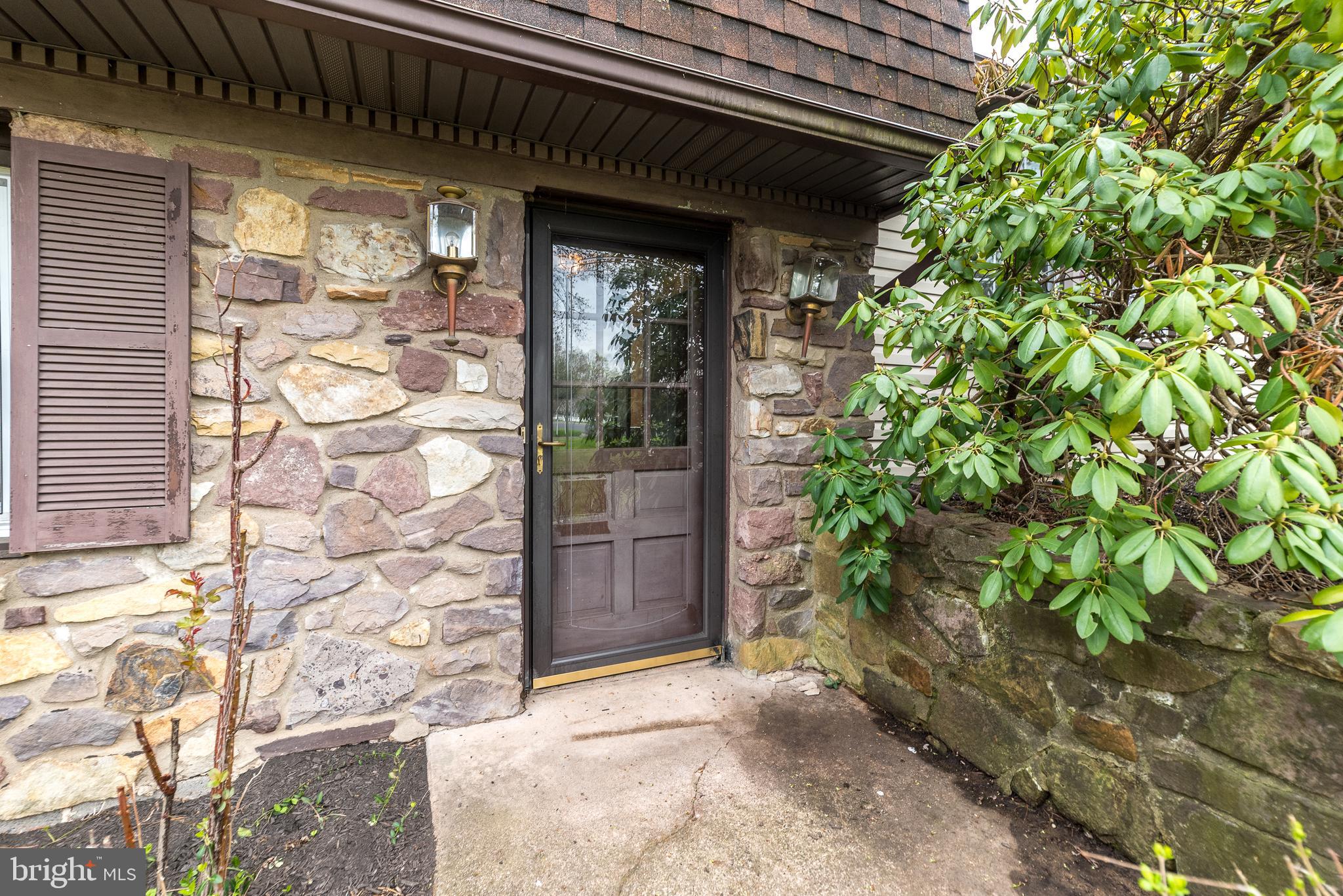 FOX HILL FARMS - Residential