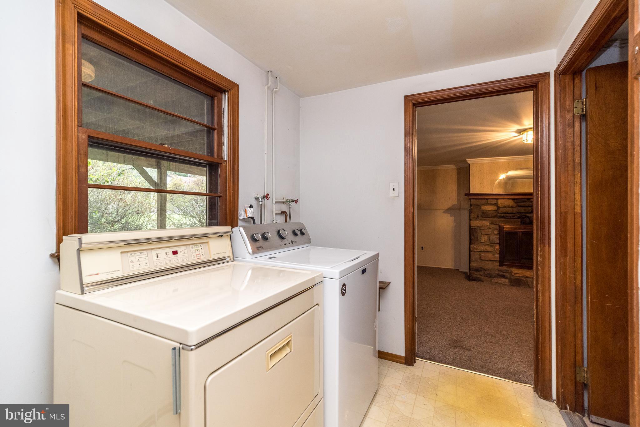 FOX HILL FARMS - Residential