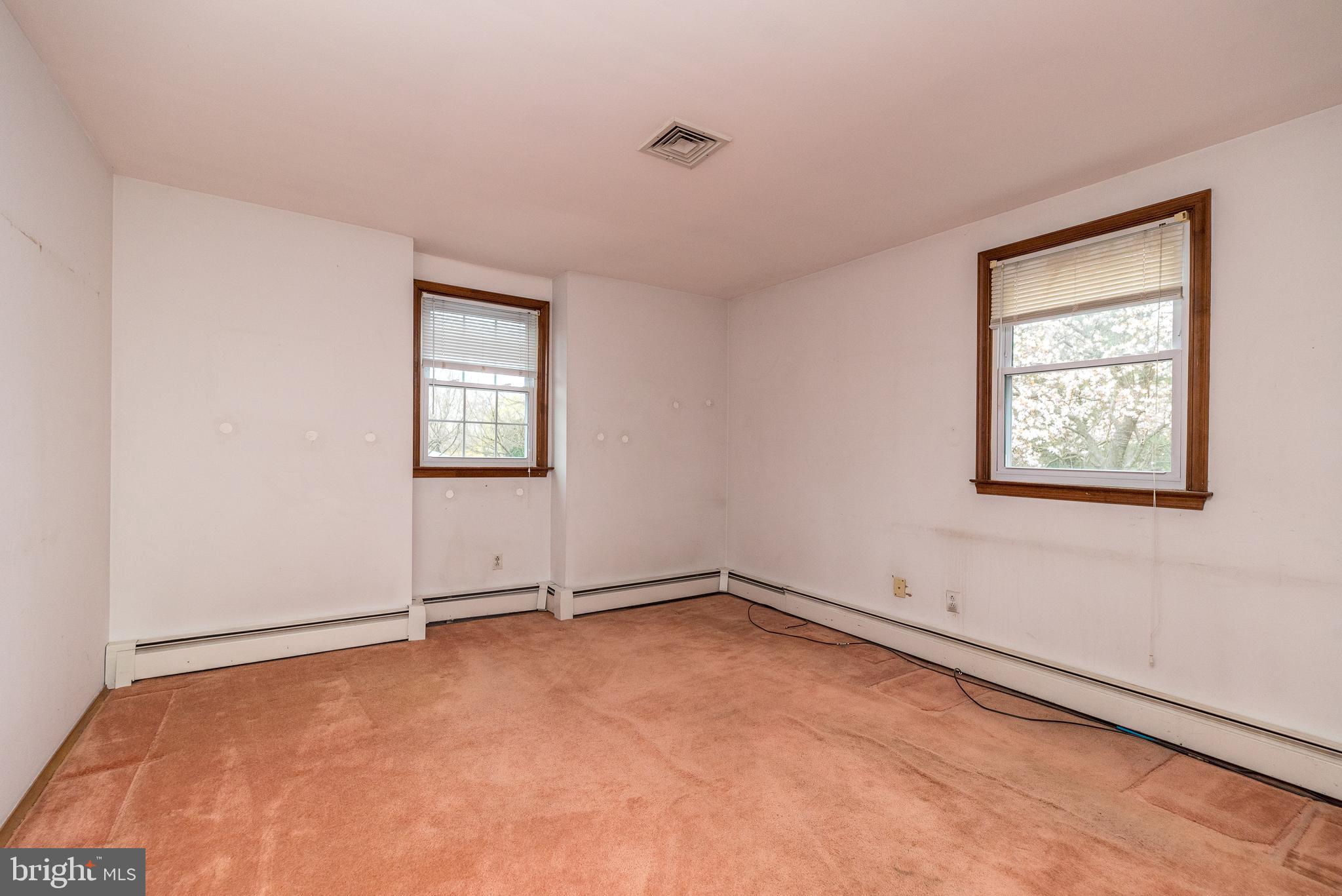 FOX HILL FARMS - Residential