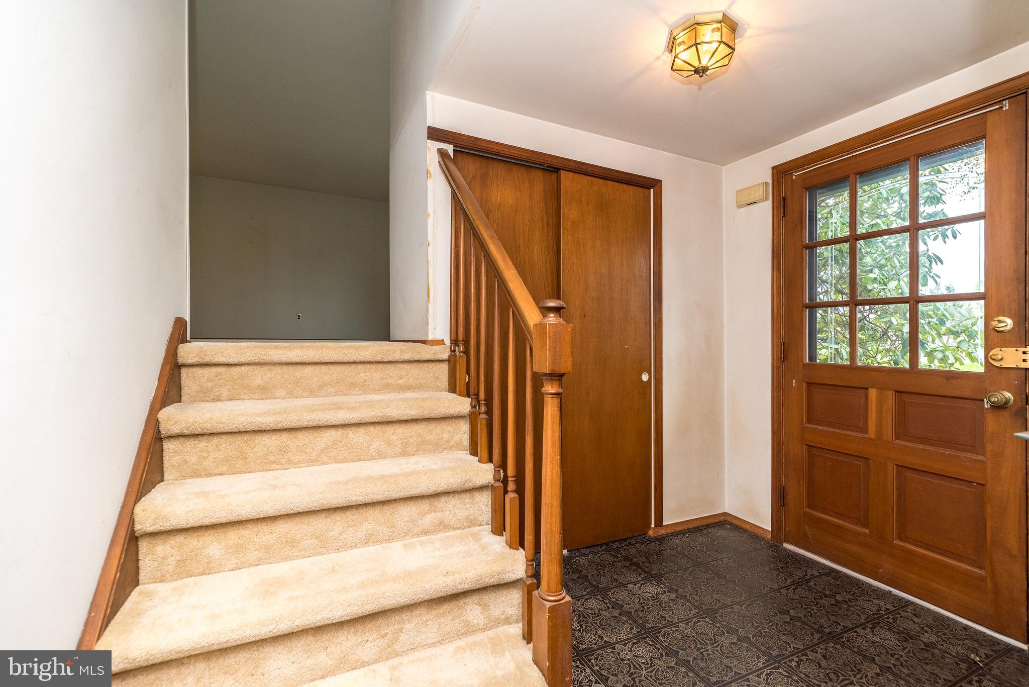 FOX HILL FARMS - Residential