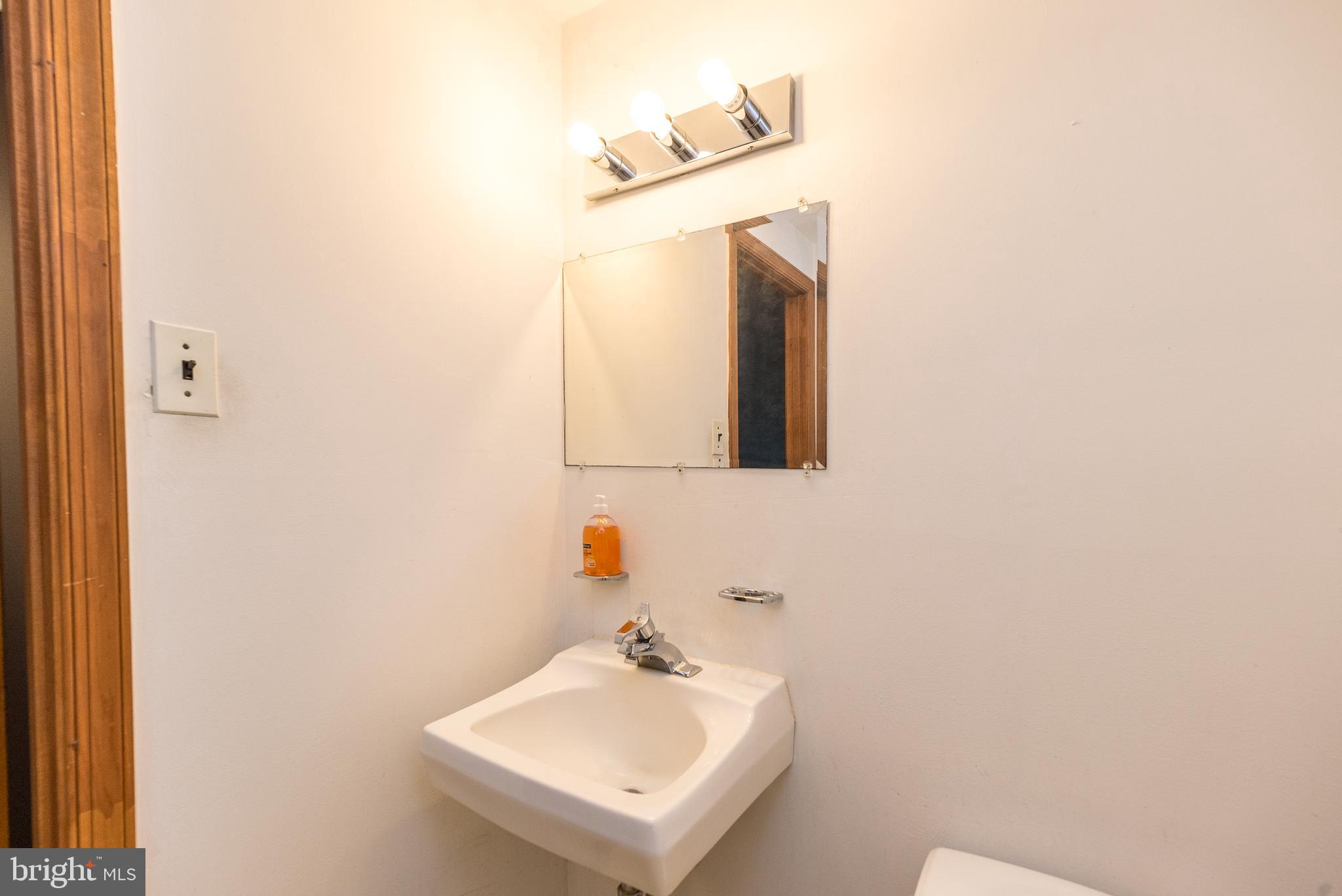 FOX HILL FARMS - Residential