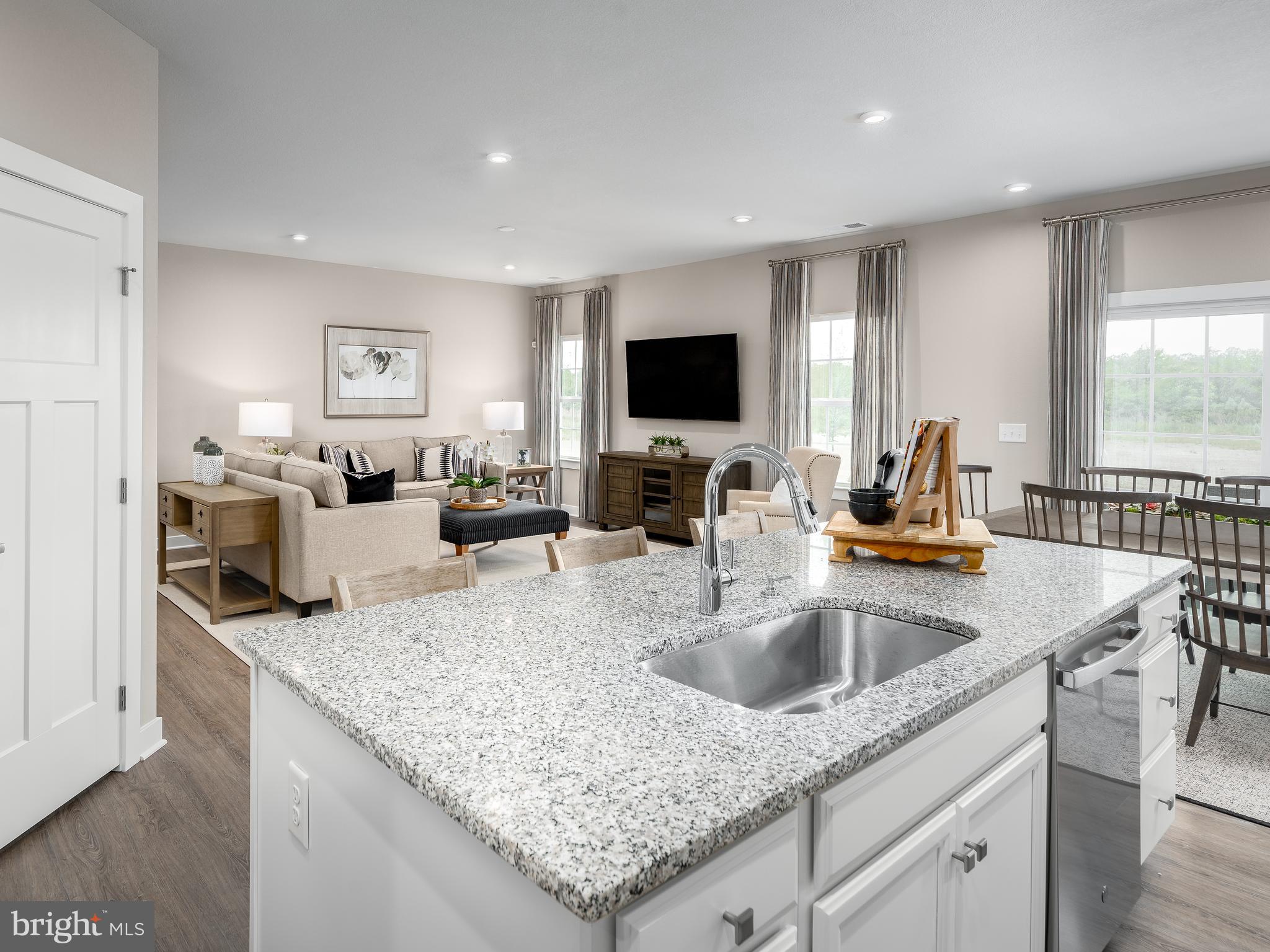 BAYSIDE - Residential