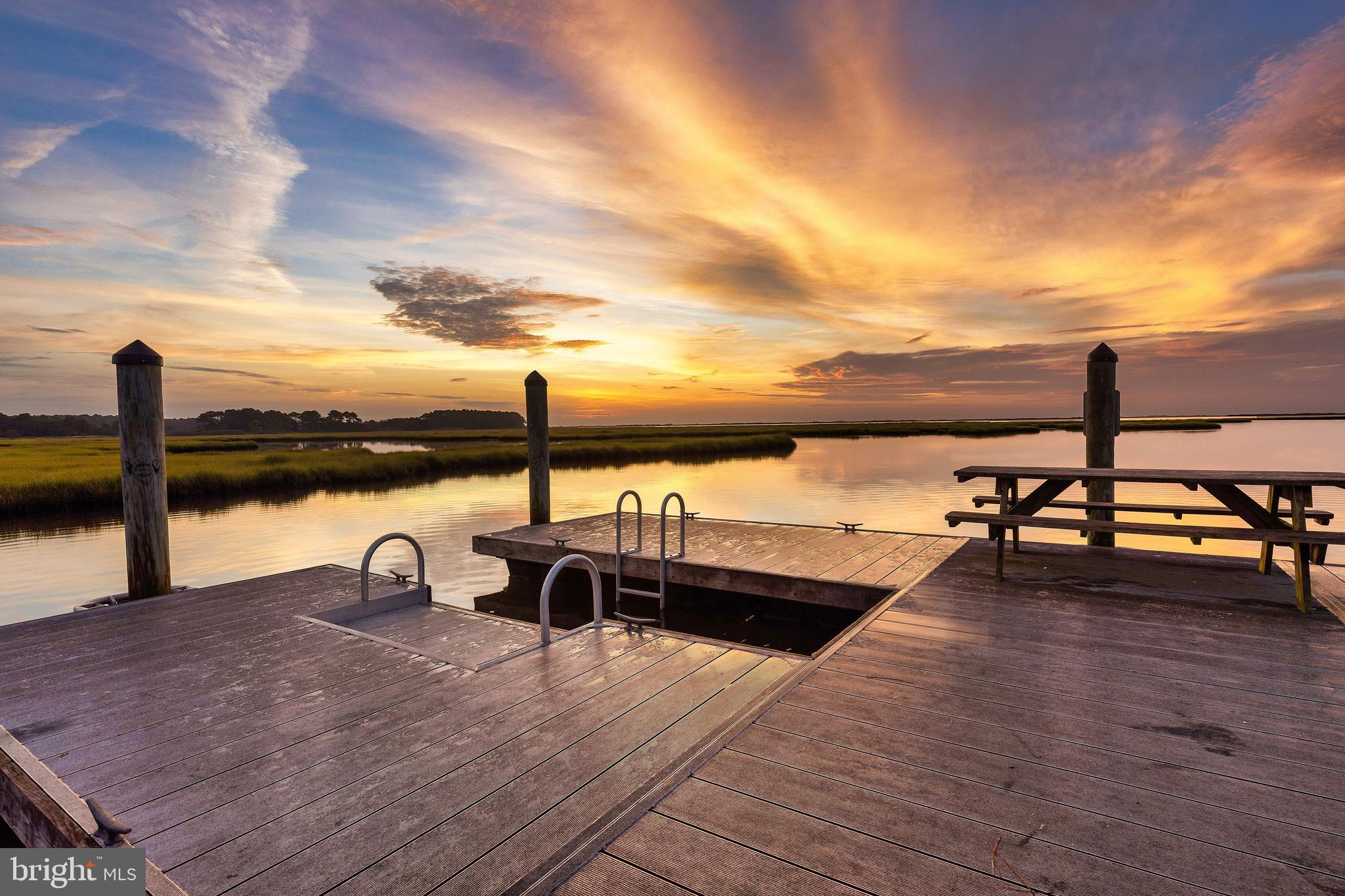 BAYSIDE - Residential