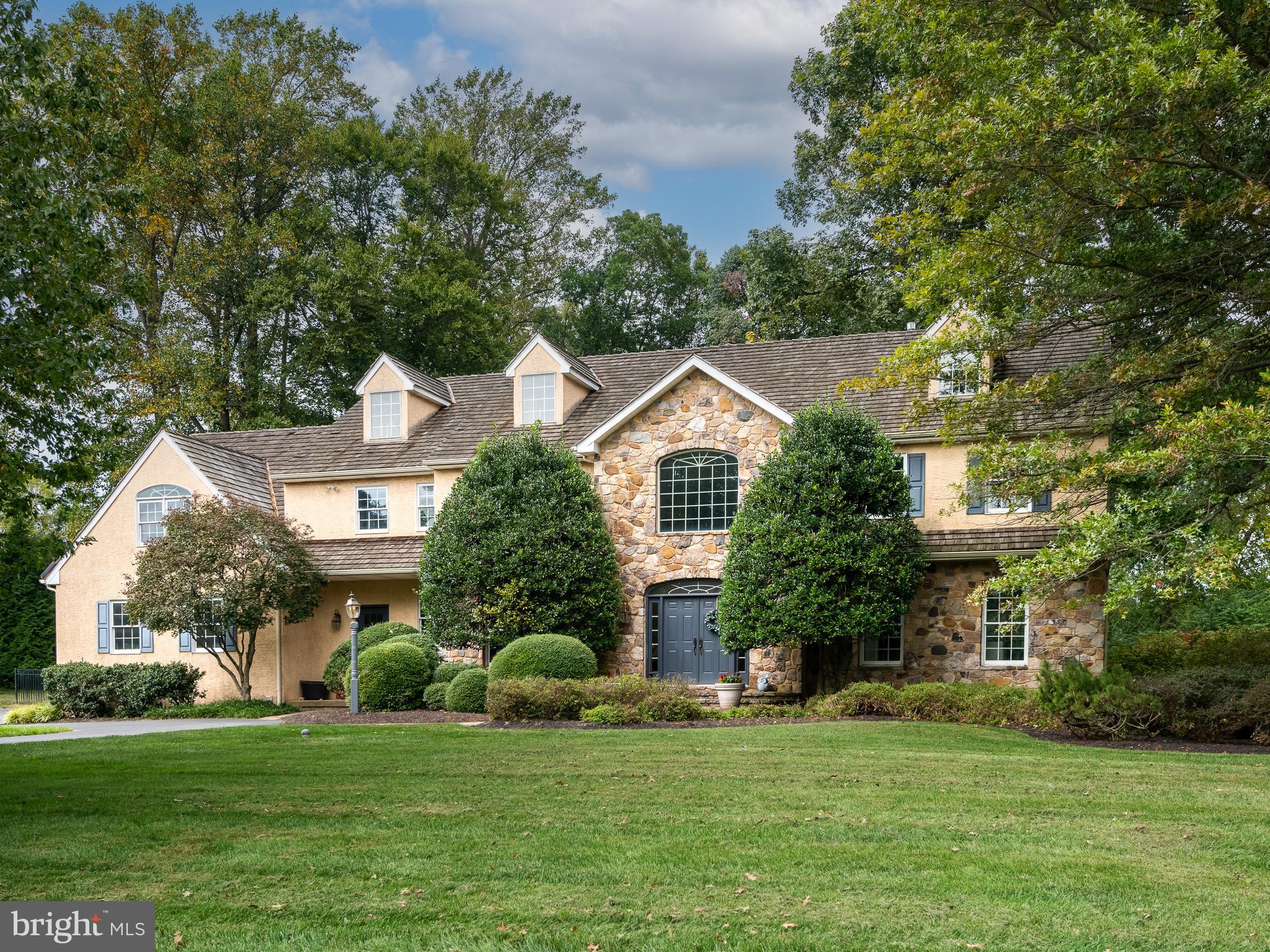 1285 OLD WOODS ROAD