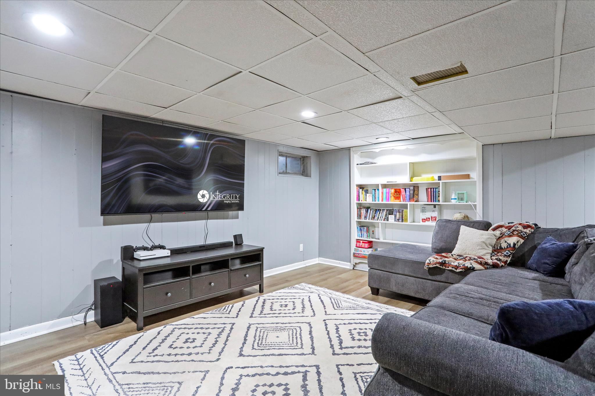 ST THOMAS TWP - Residential