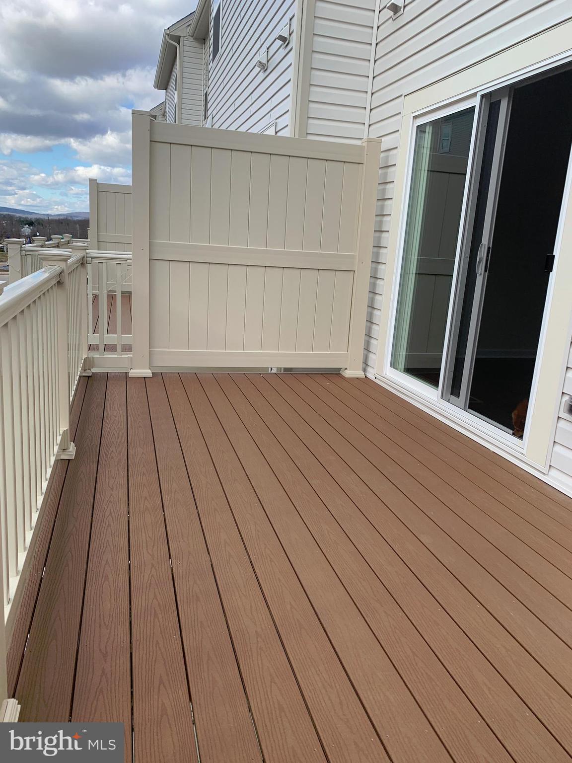 WESTVIEW SOUTH - Residential Lease