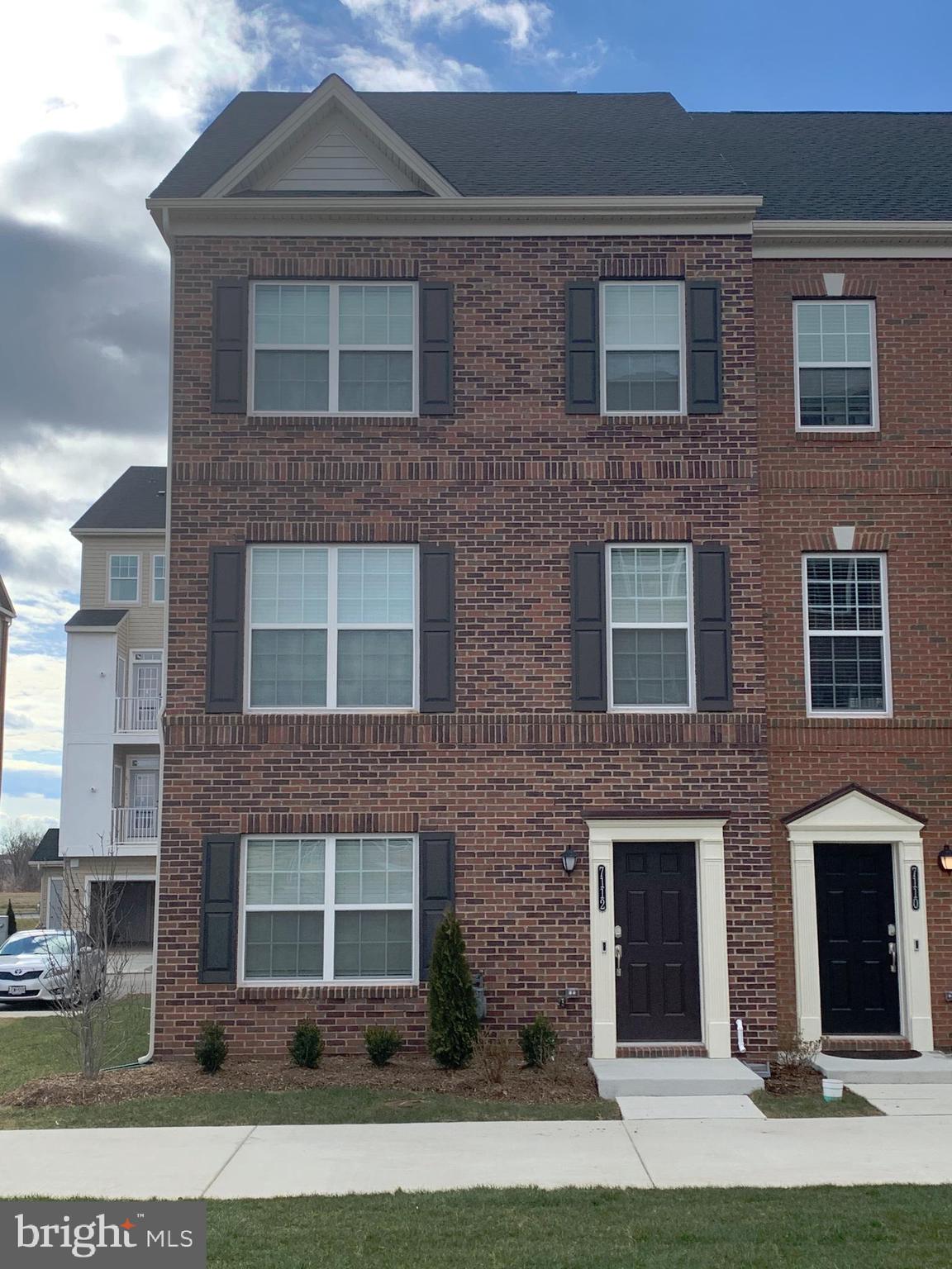 WESTVIEW SOUTH - Residential Lease