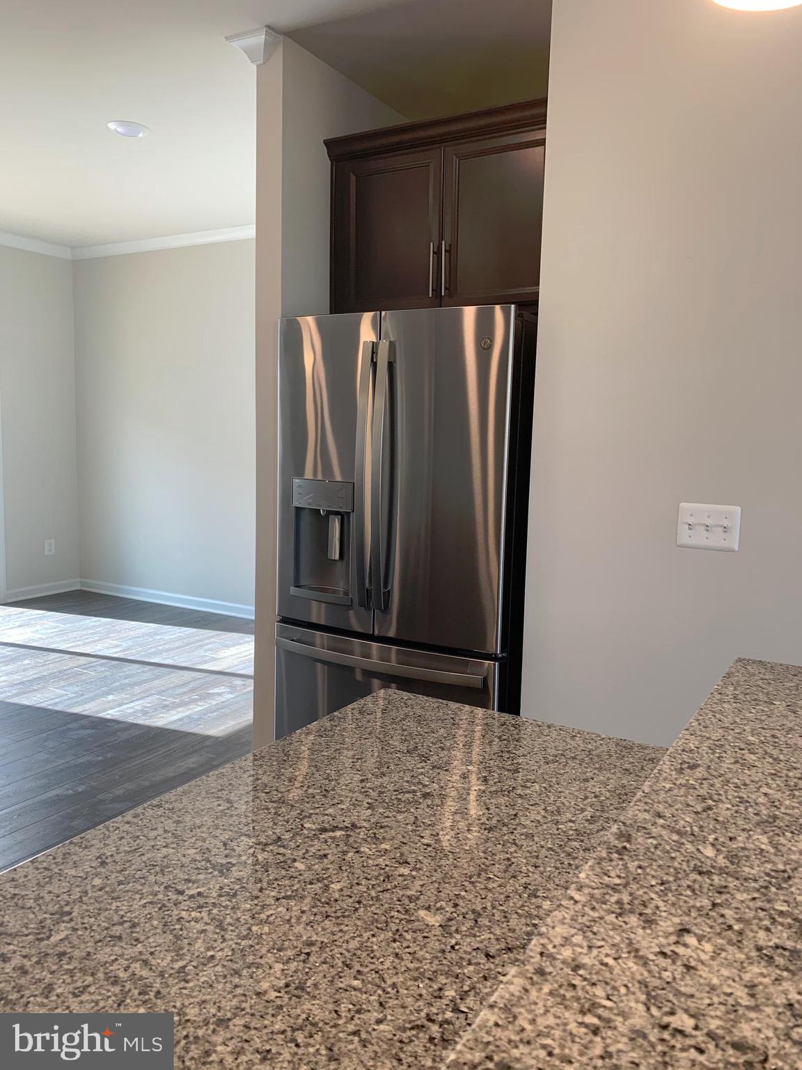 WESTVIEW SOUTH - Residential Lease