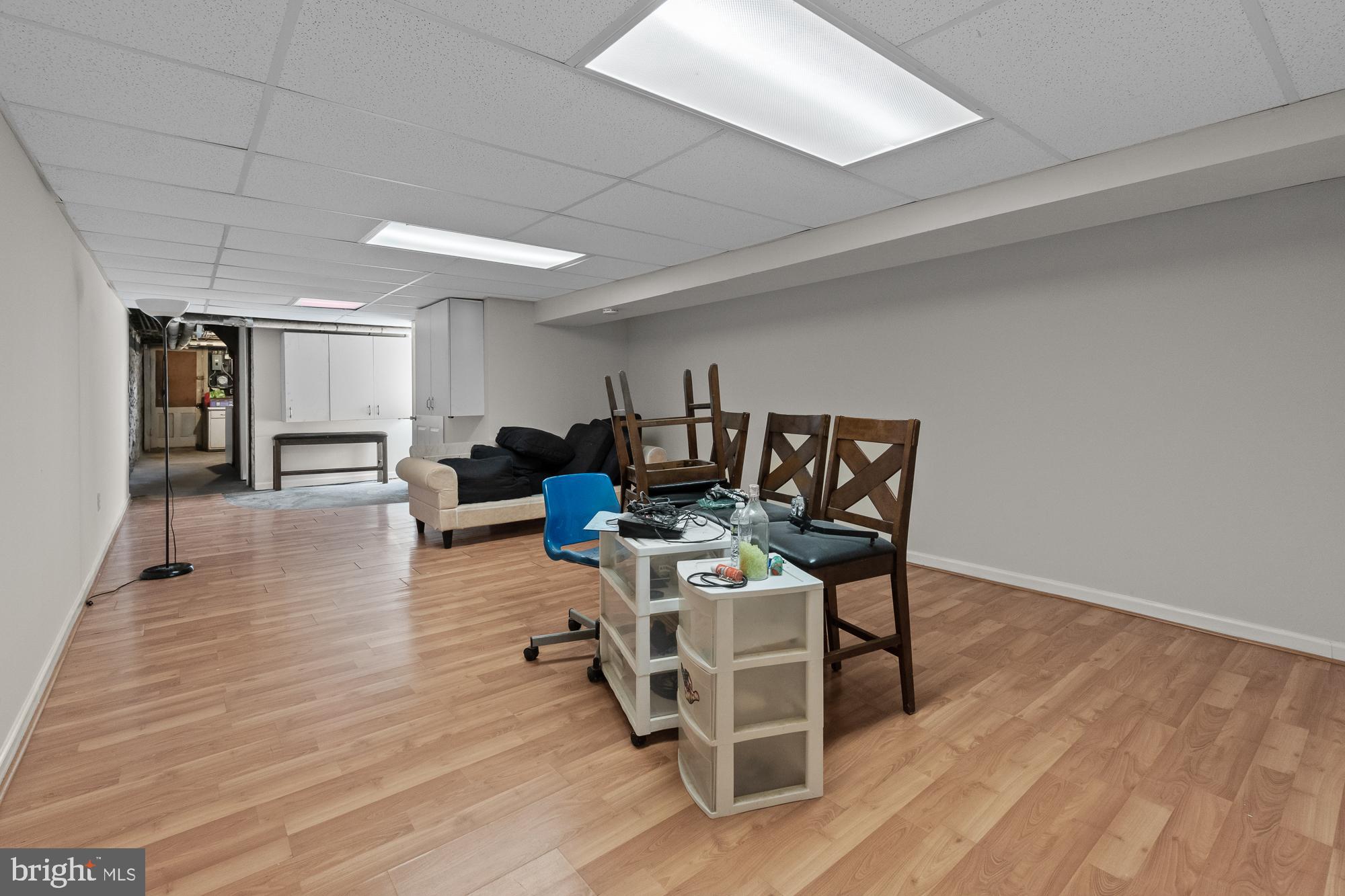 CHARLES VILLAGE - Residential Lease