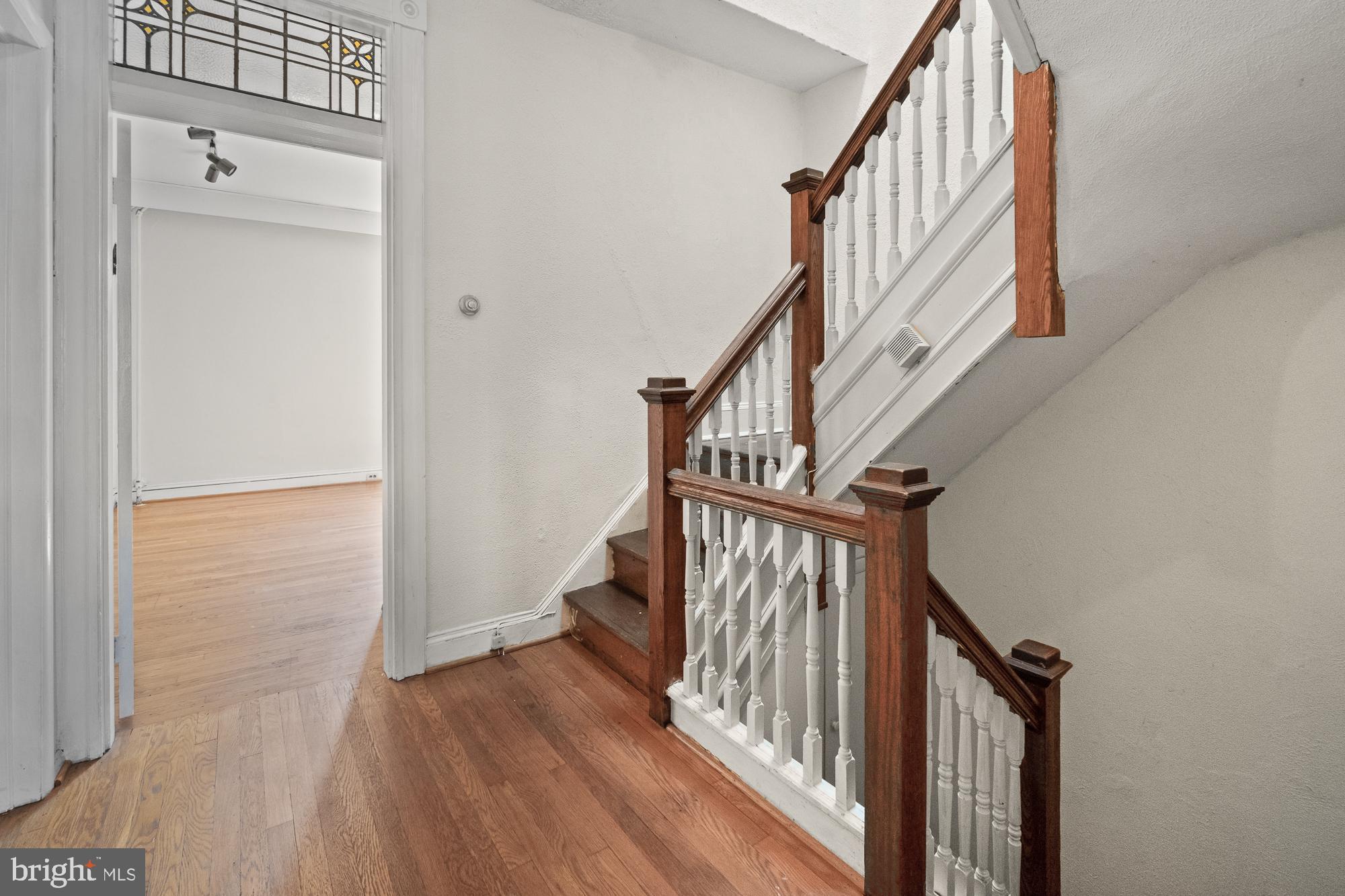 CHARLES VILLAGE - Residential Lease