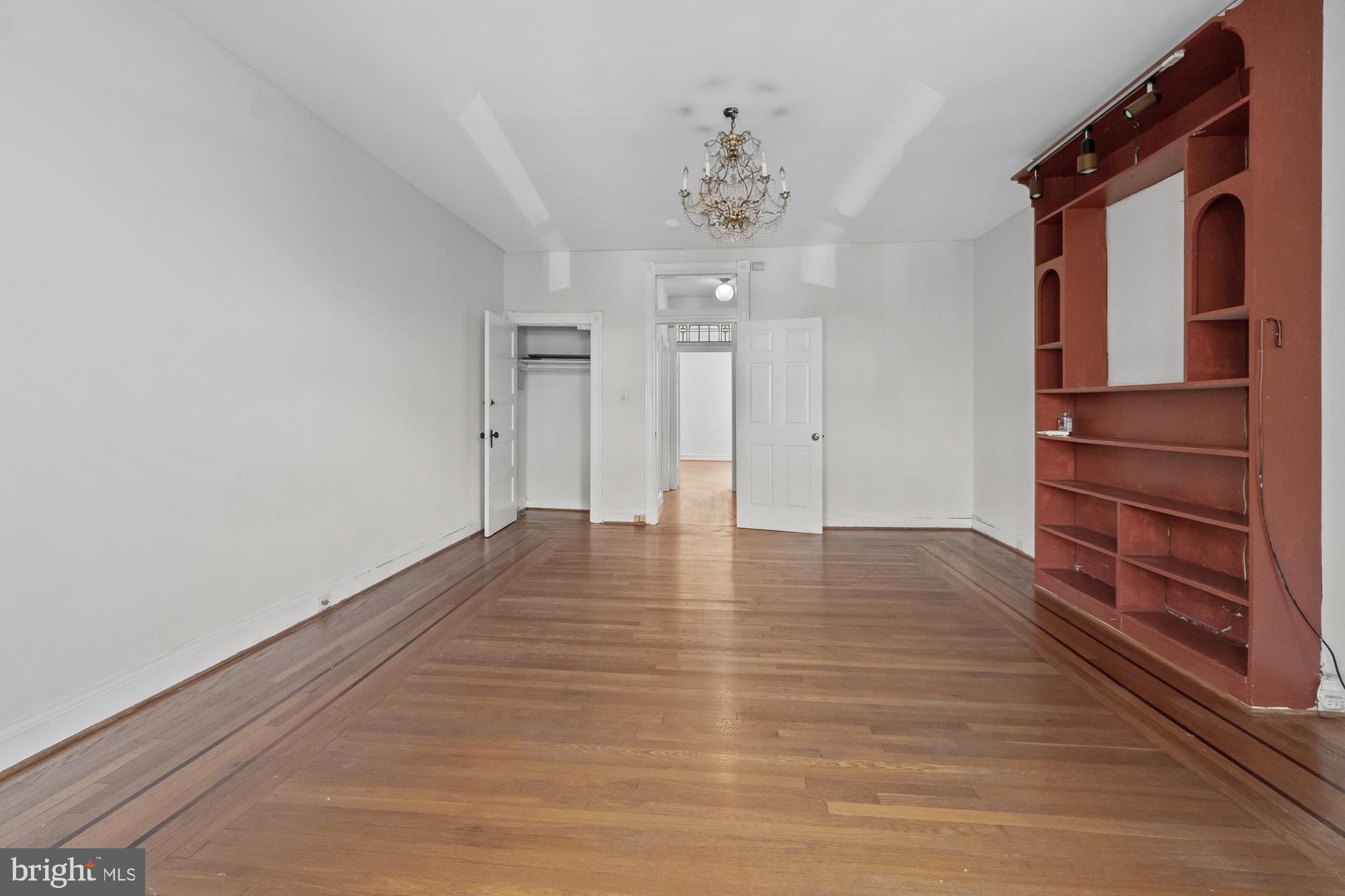 CHARLES VILLAGE - Residential Lease