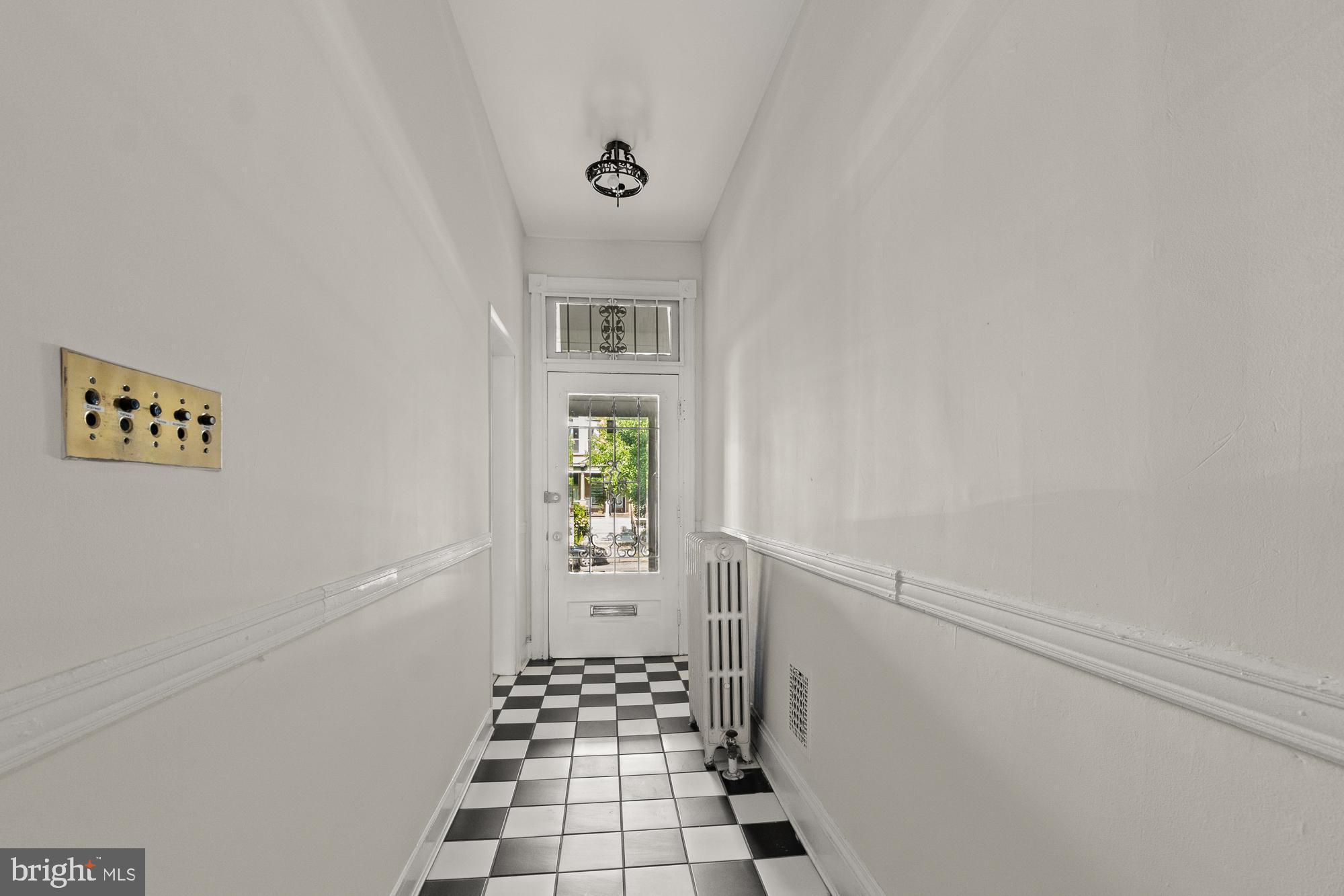 CHARLES VILLAGE - Residential Lease