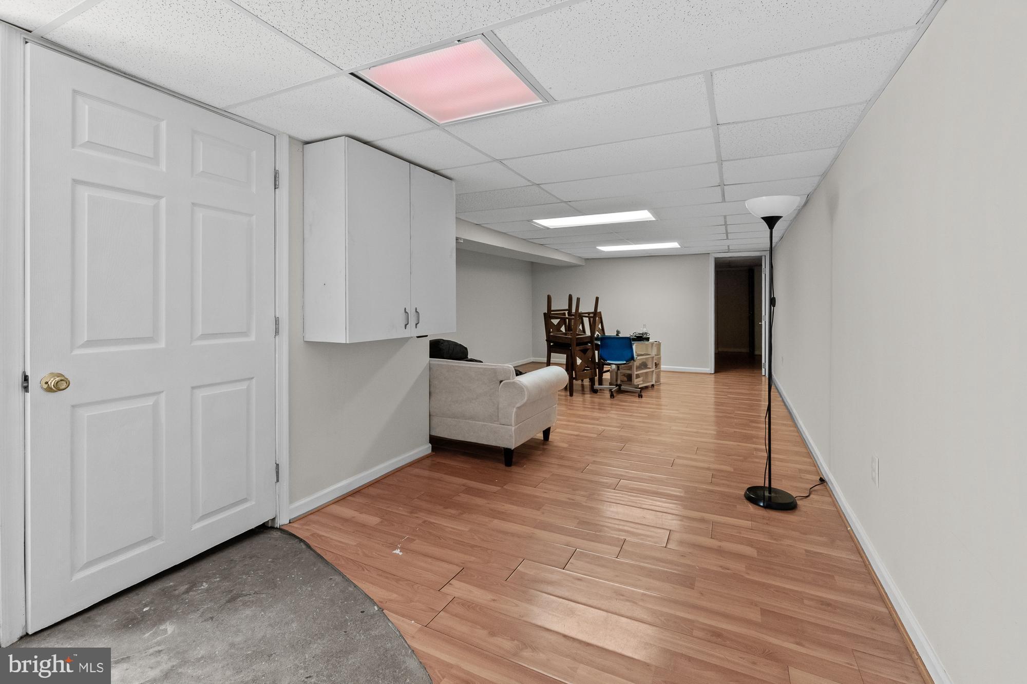 CHARLES VILLAGE - Residential Lease