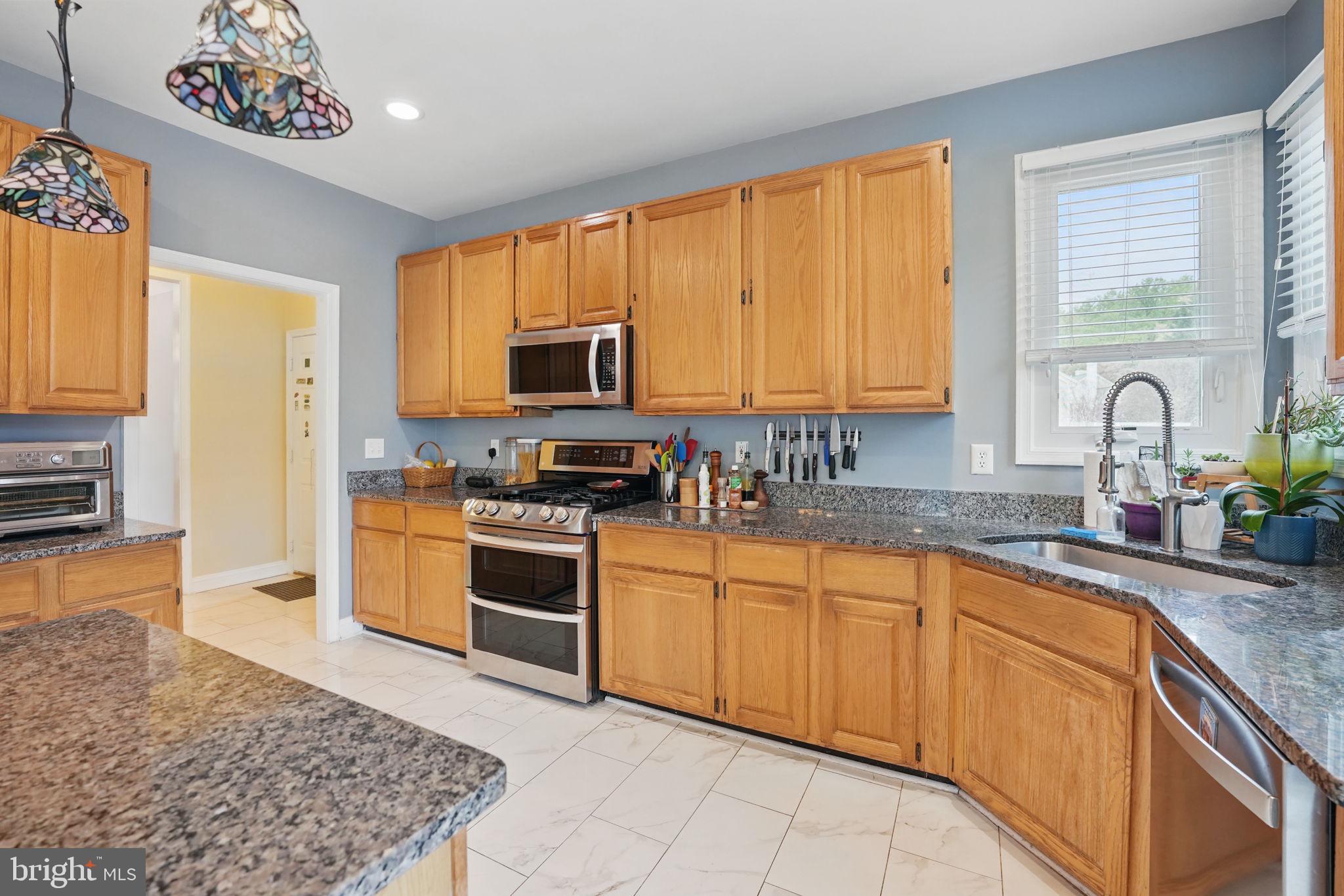 2614 HERSHFIELD COURT