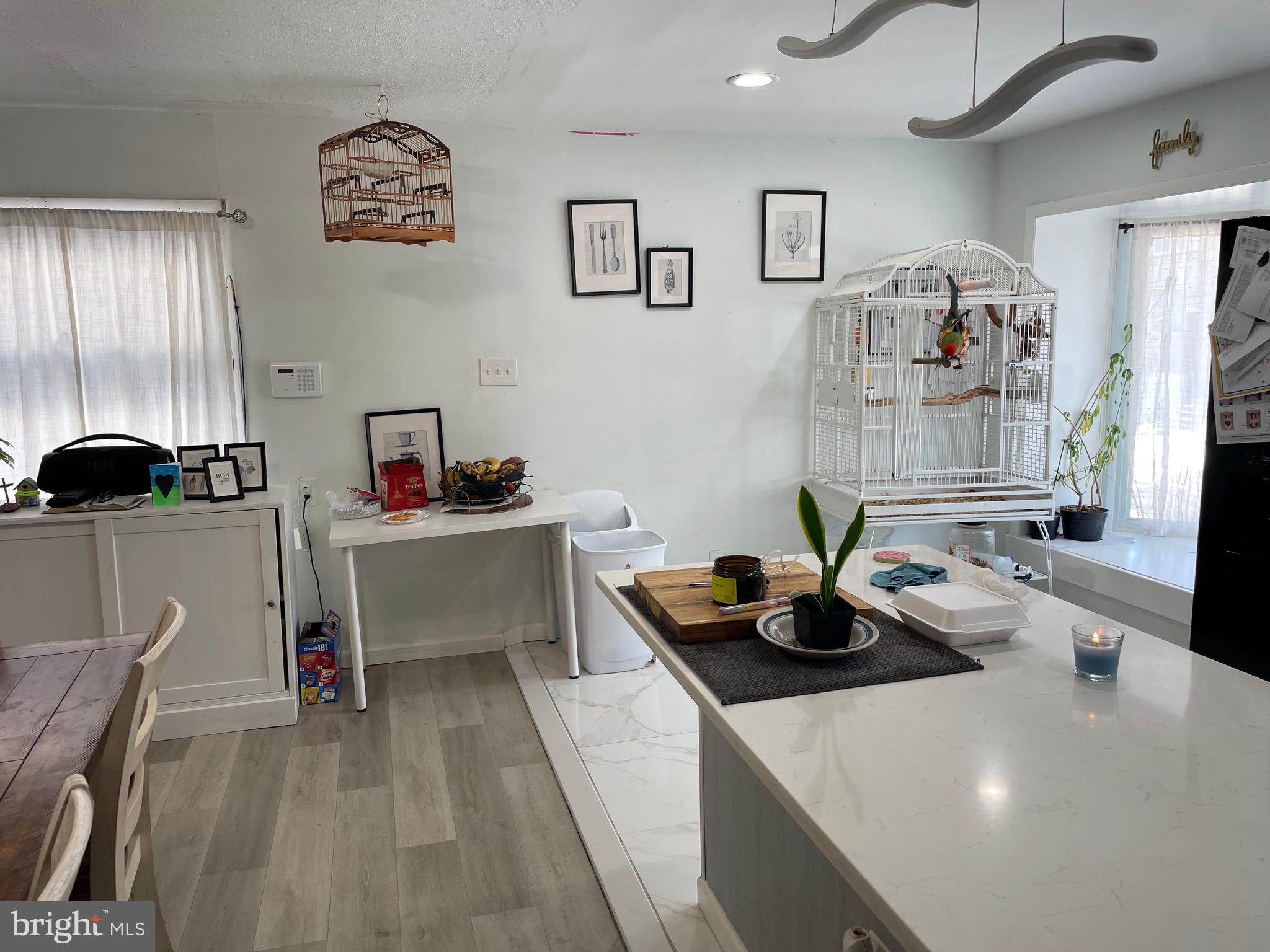 2888 WALNUT HILL STREET