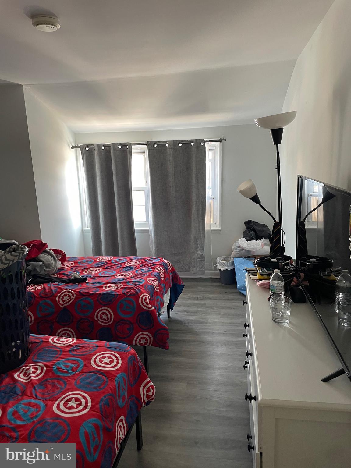 HOLME CIRCLE - Residential