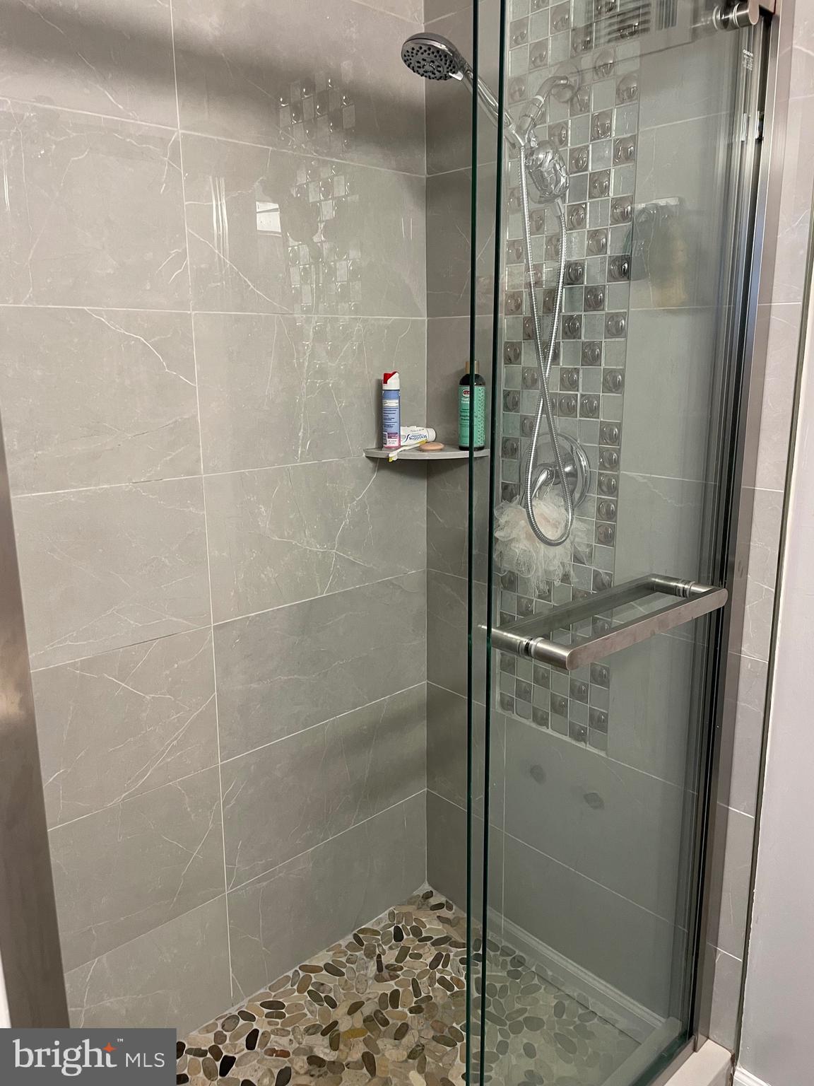 HOLME CIRCLE - Residential