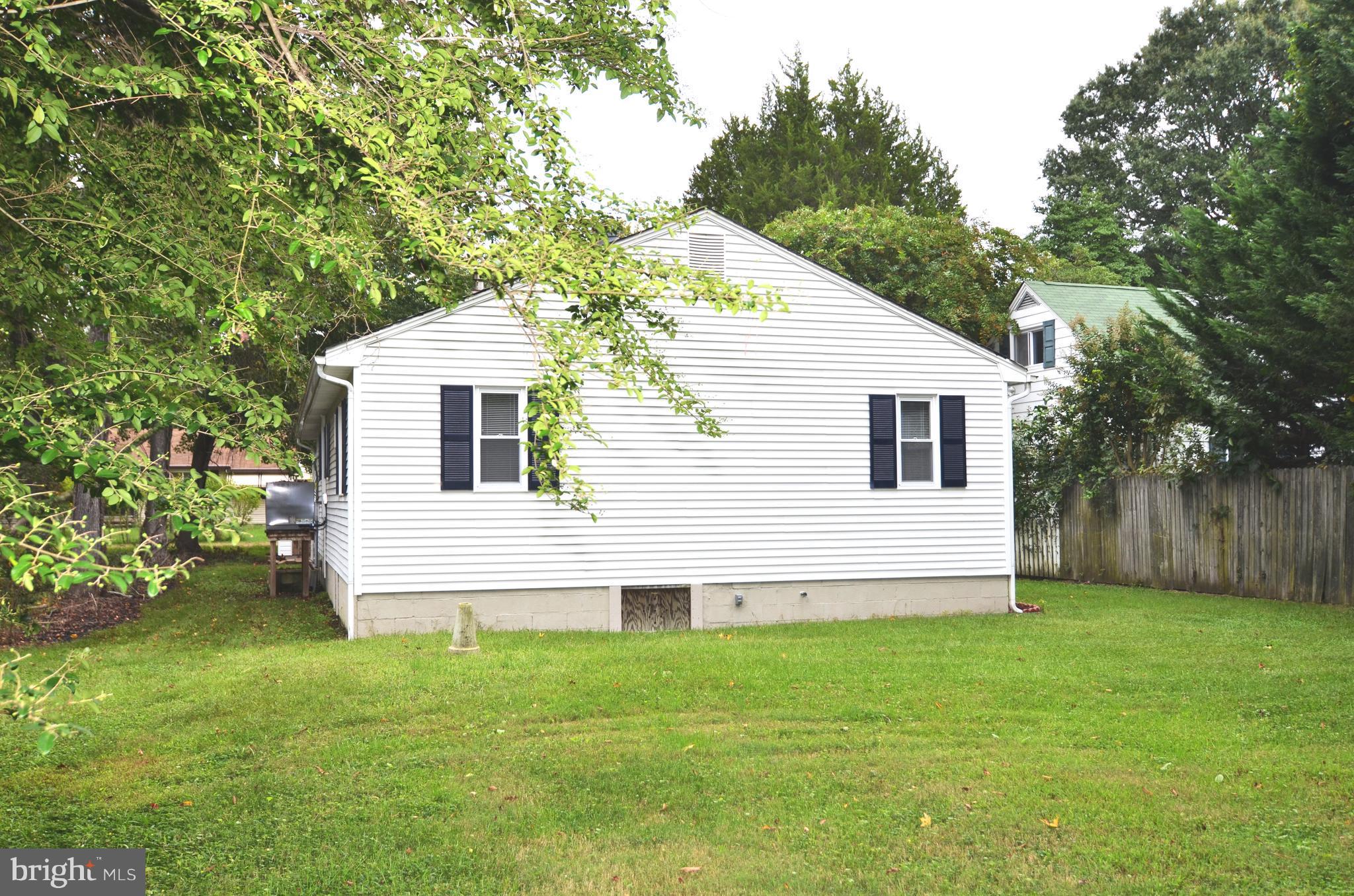 COVE POINT - Residential Lease