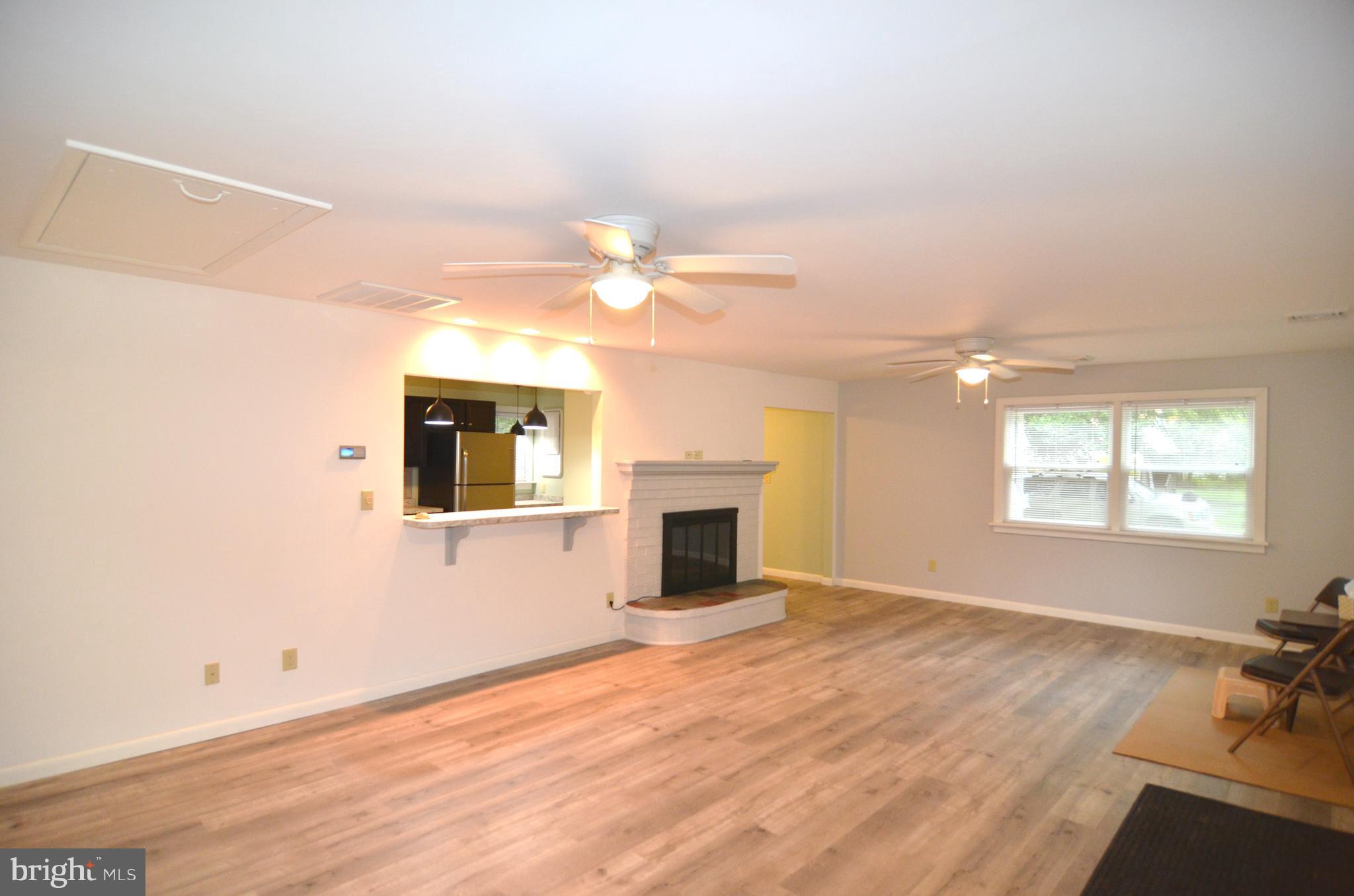 COVE POINT - Residential Lease