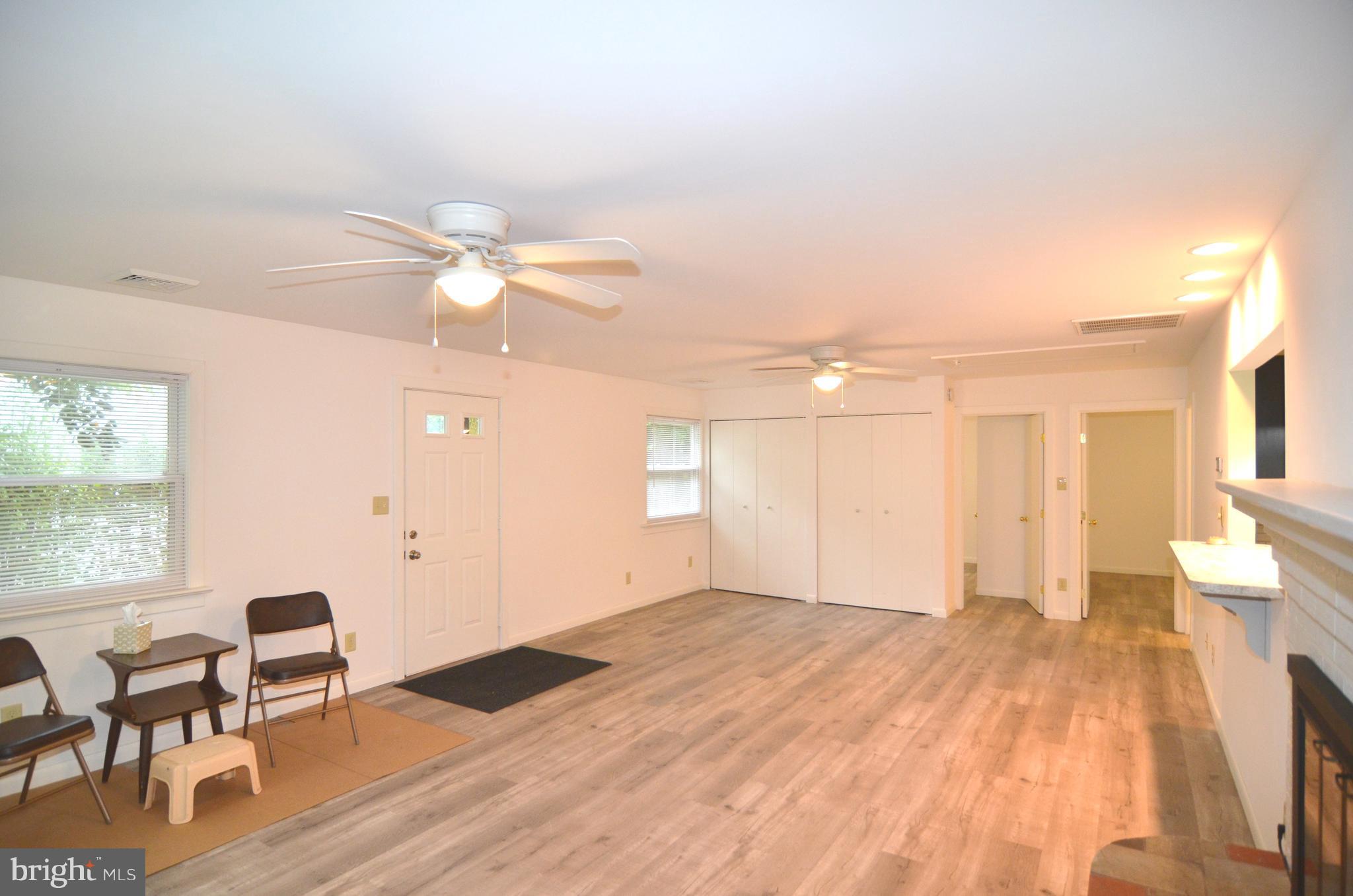 COVE POINT - Residential Lease