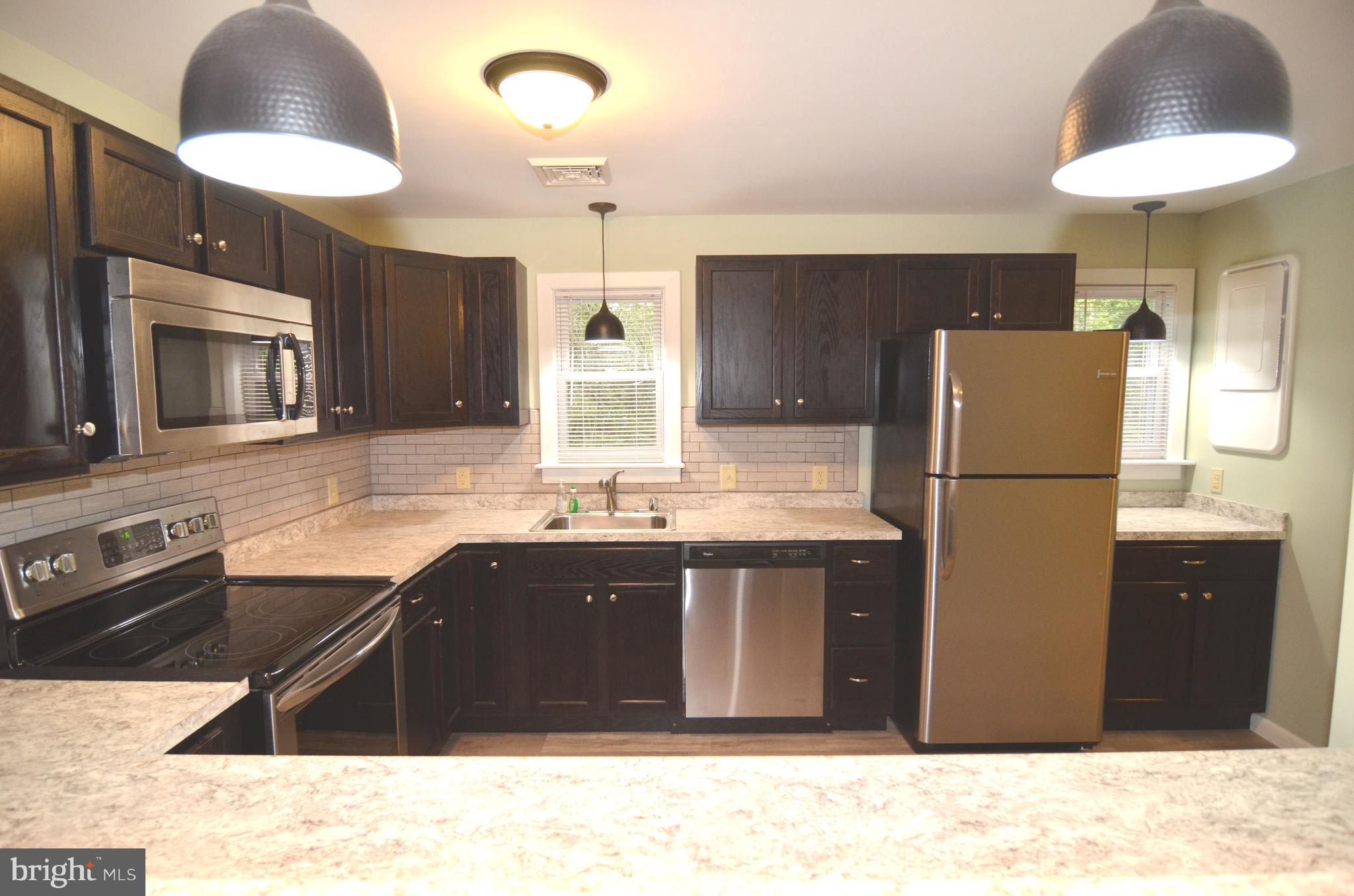 COVE POINT - Residential Lease