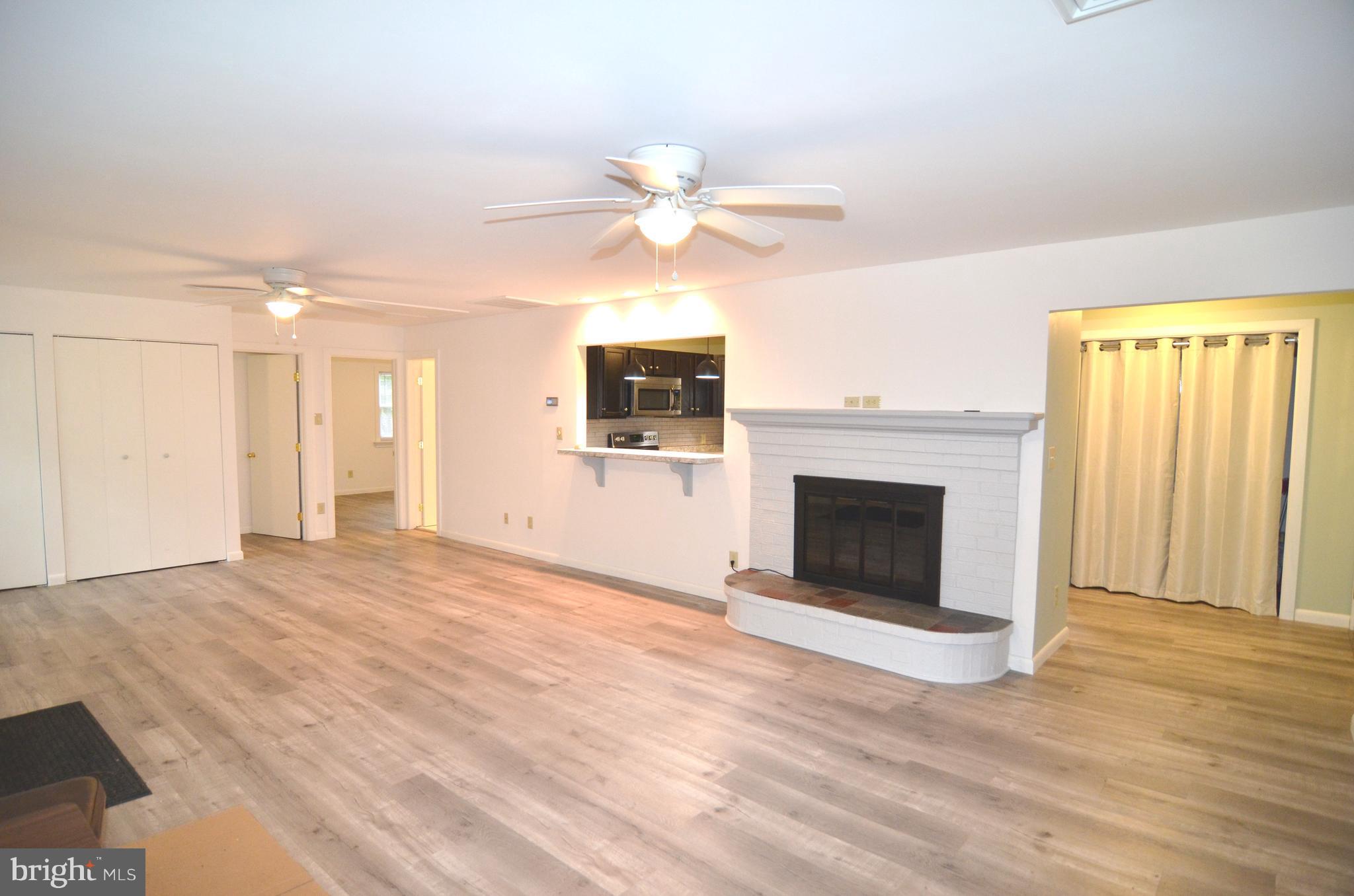 COVE POINT - Residential Lease