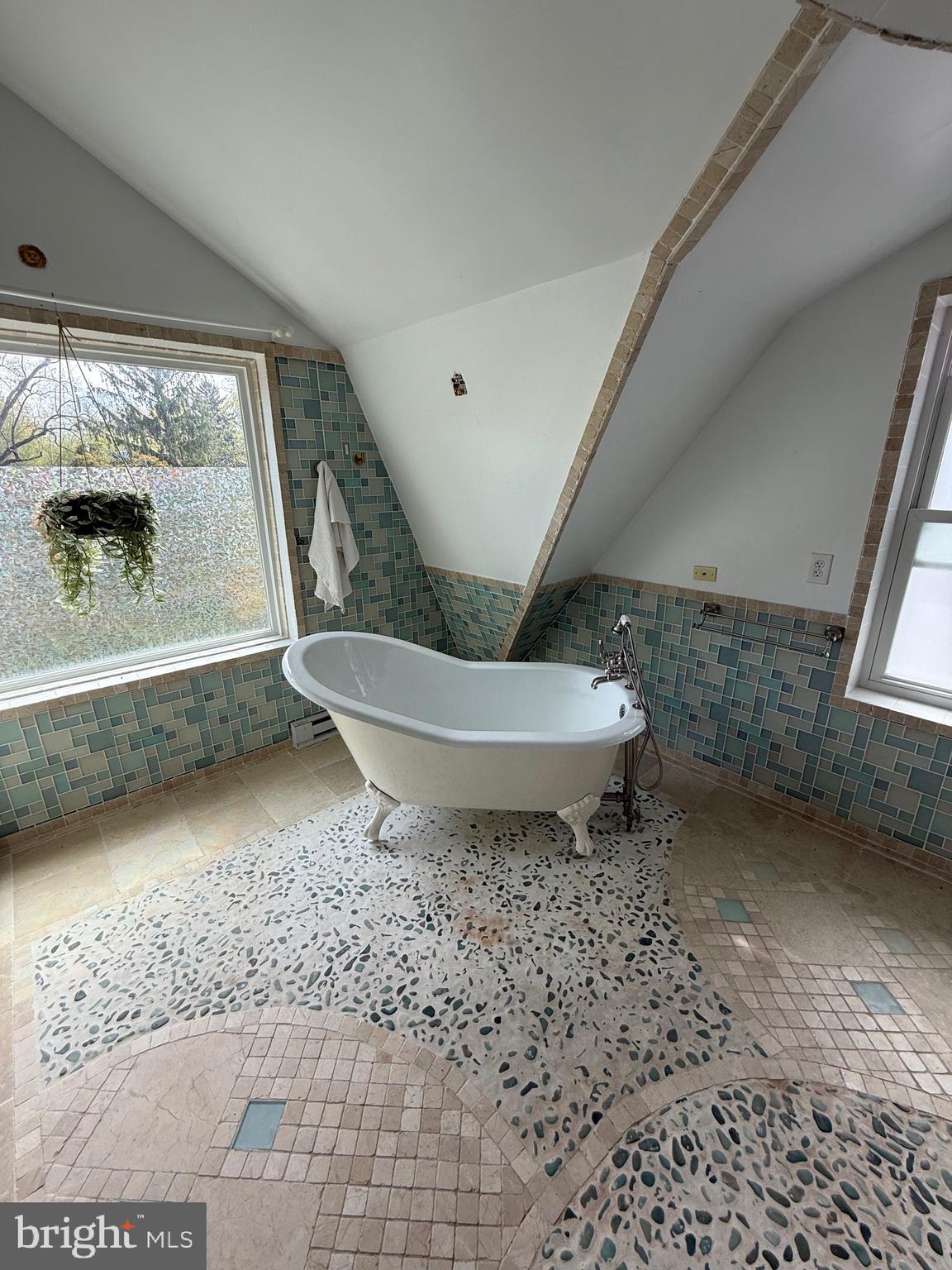 CAMP HILL BOROUGH - Residential Lease