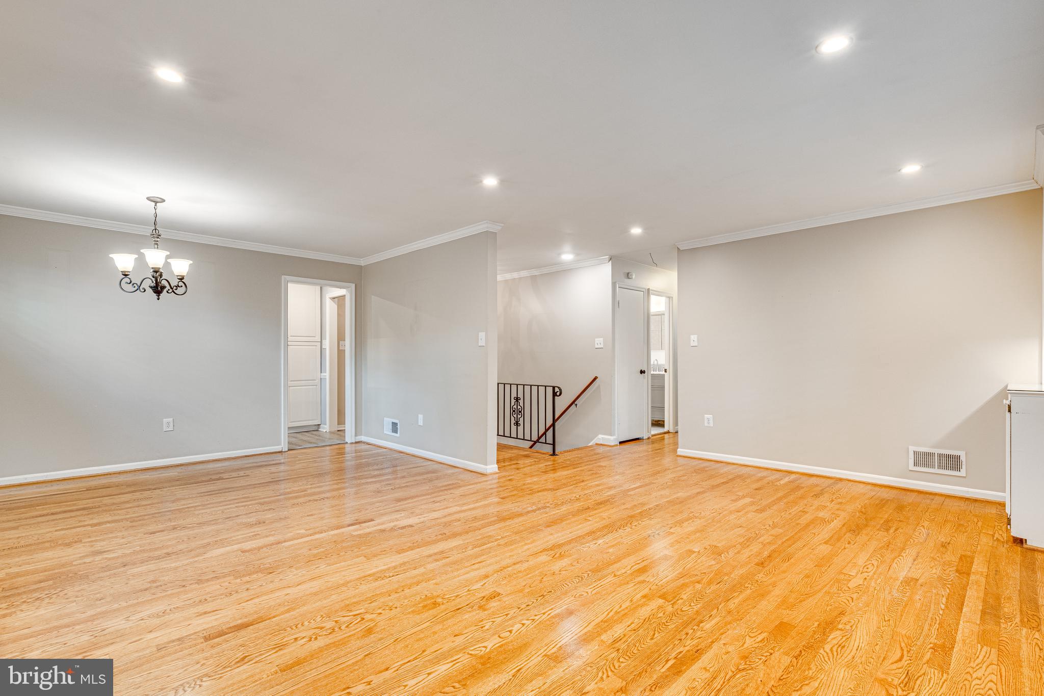 KINGS PARK WEST - Residential