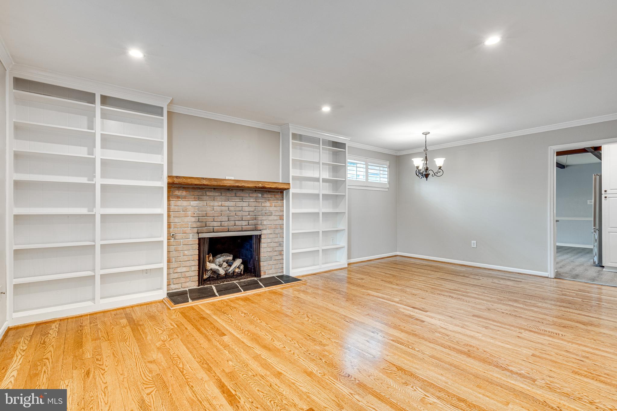 KINGS PARK WEST - Residential