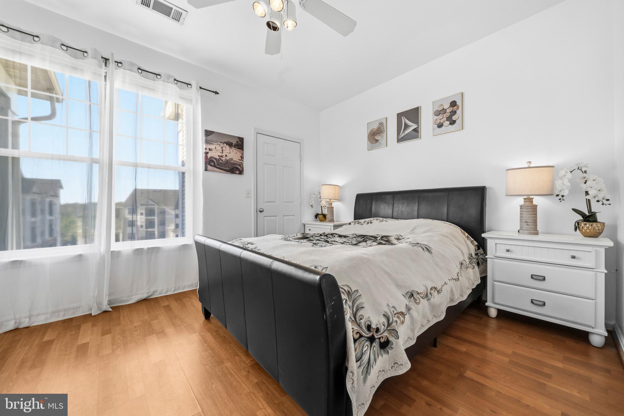 FAIRFAX RIDGE - Residential