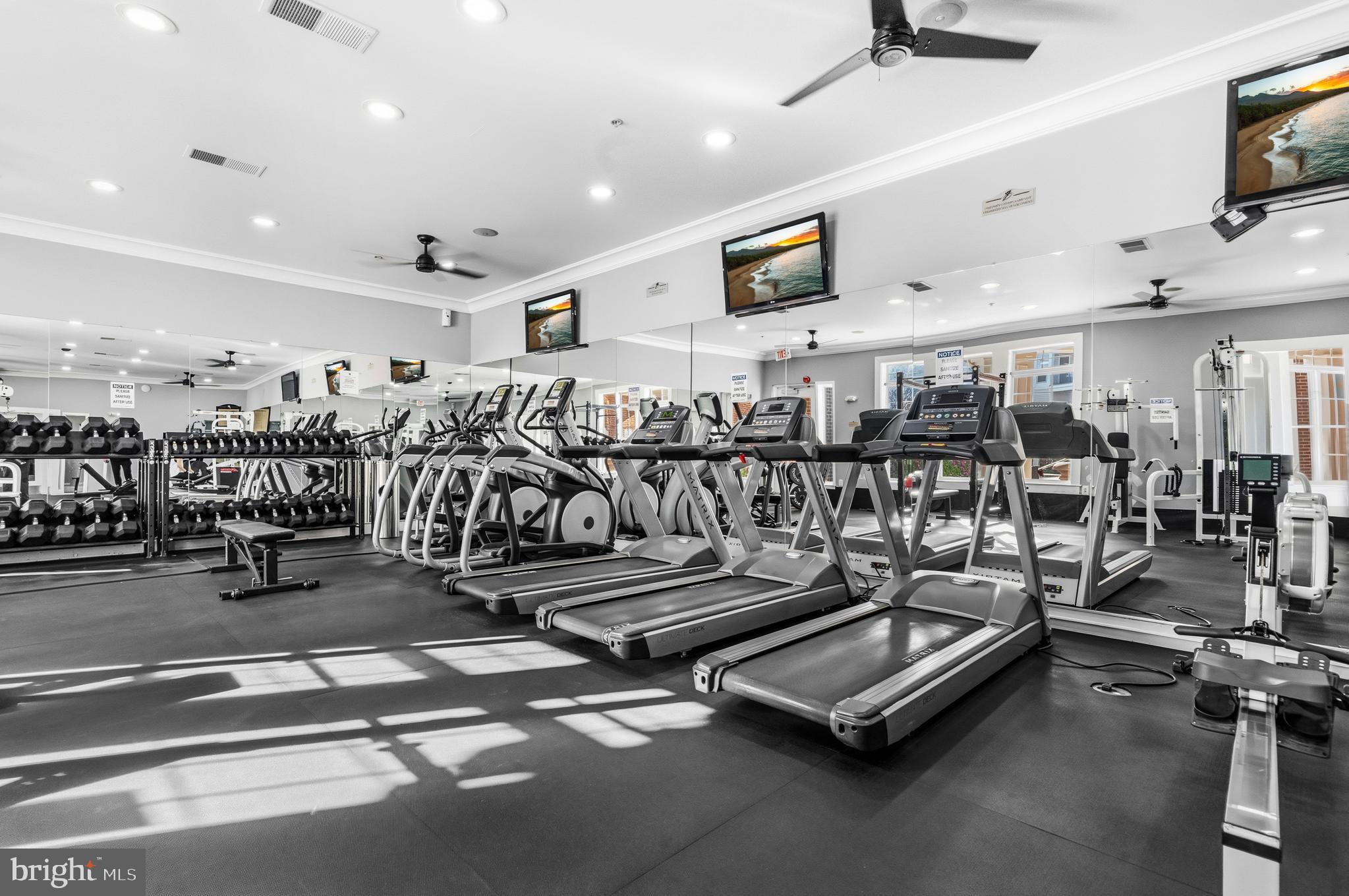 FAIRFAX RIDGE - Residential