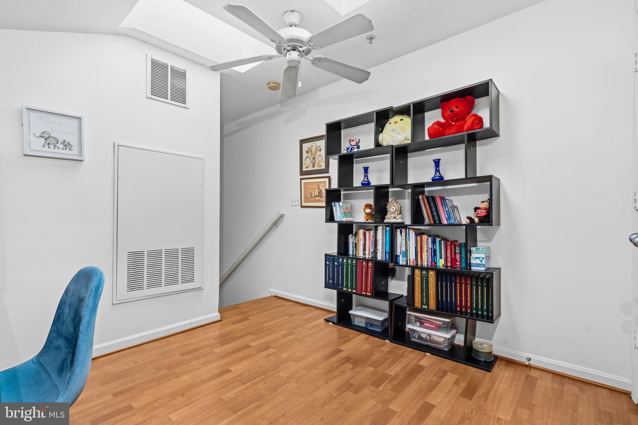 FAIRFAX RIDGE - Residential