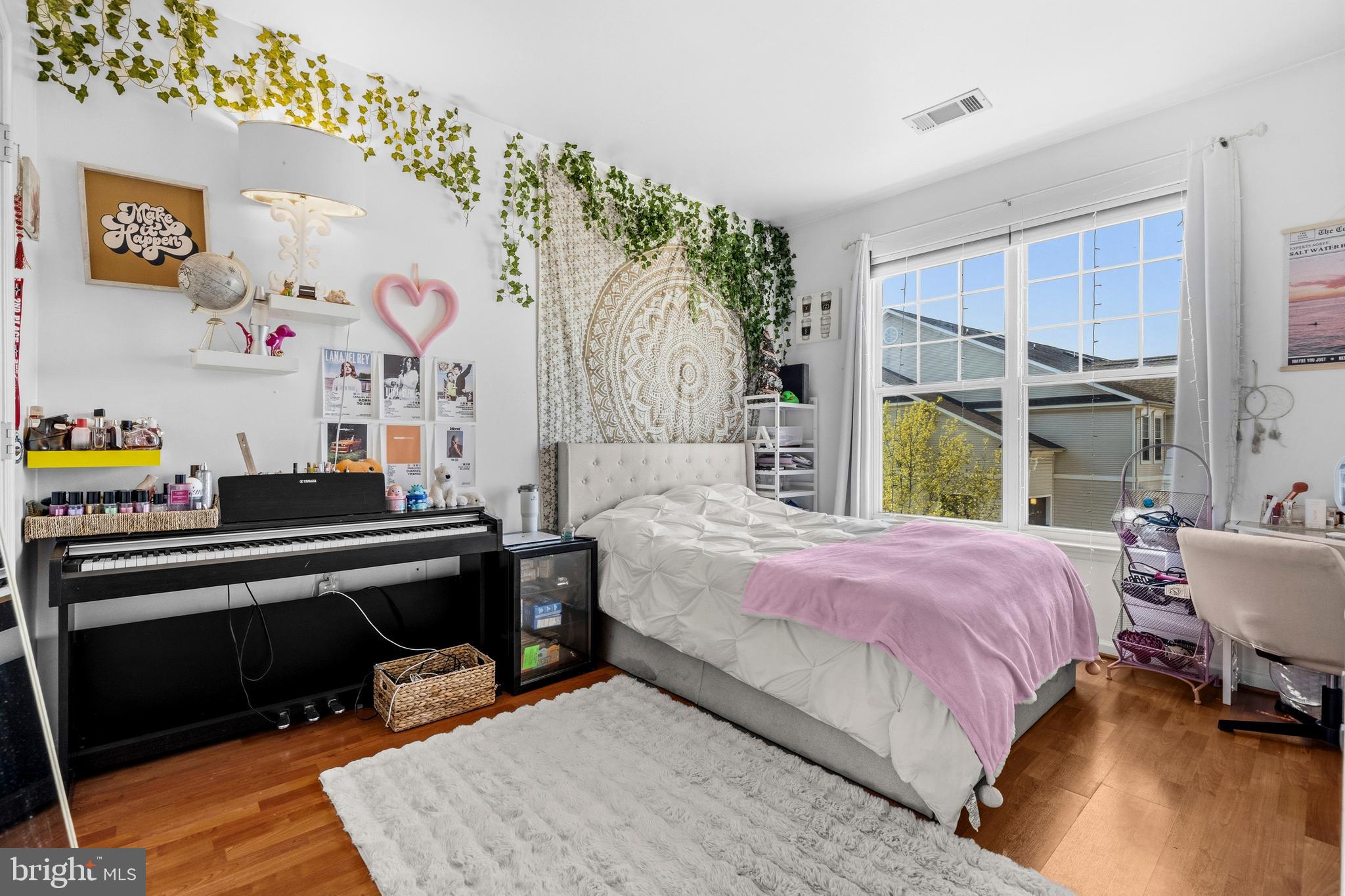 FAIRFAX RIDGE - Residential