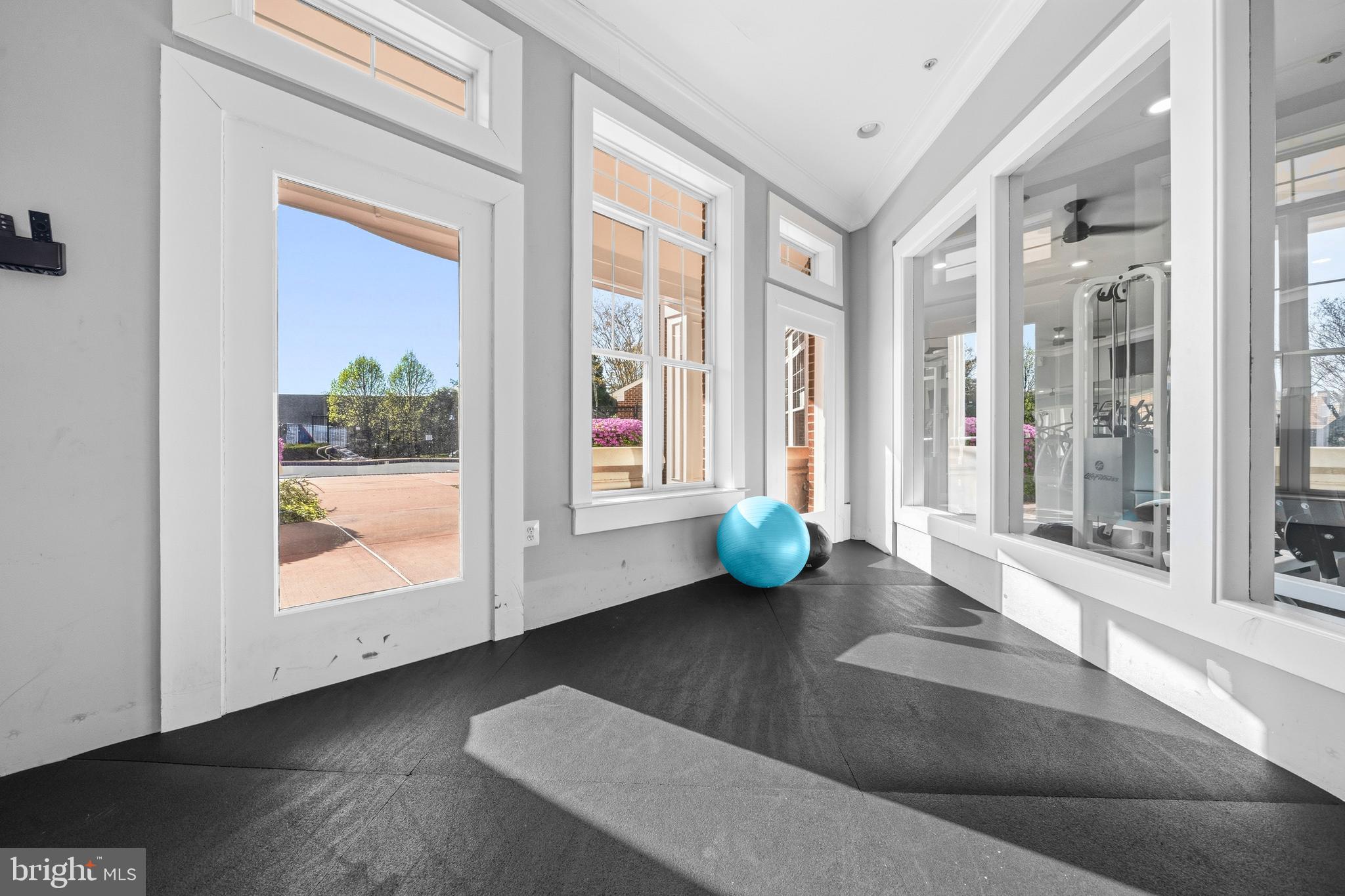 FAIRFAX RIDGE - Residential