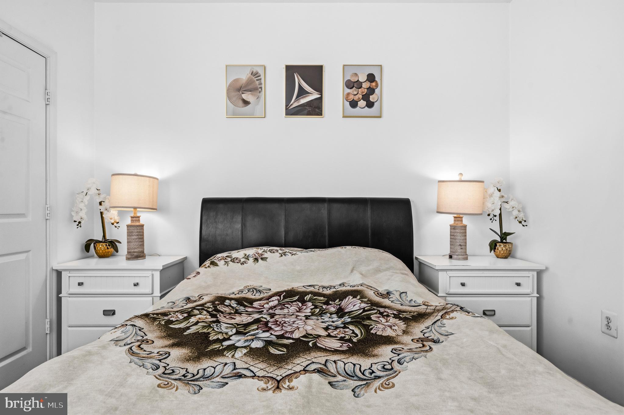 FAIRFAX RIDGE - Residential