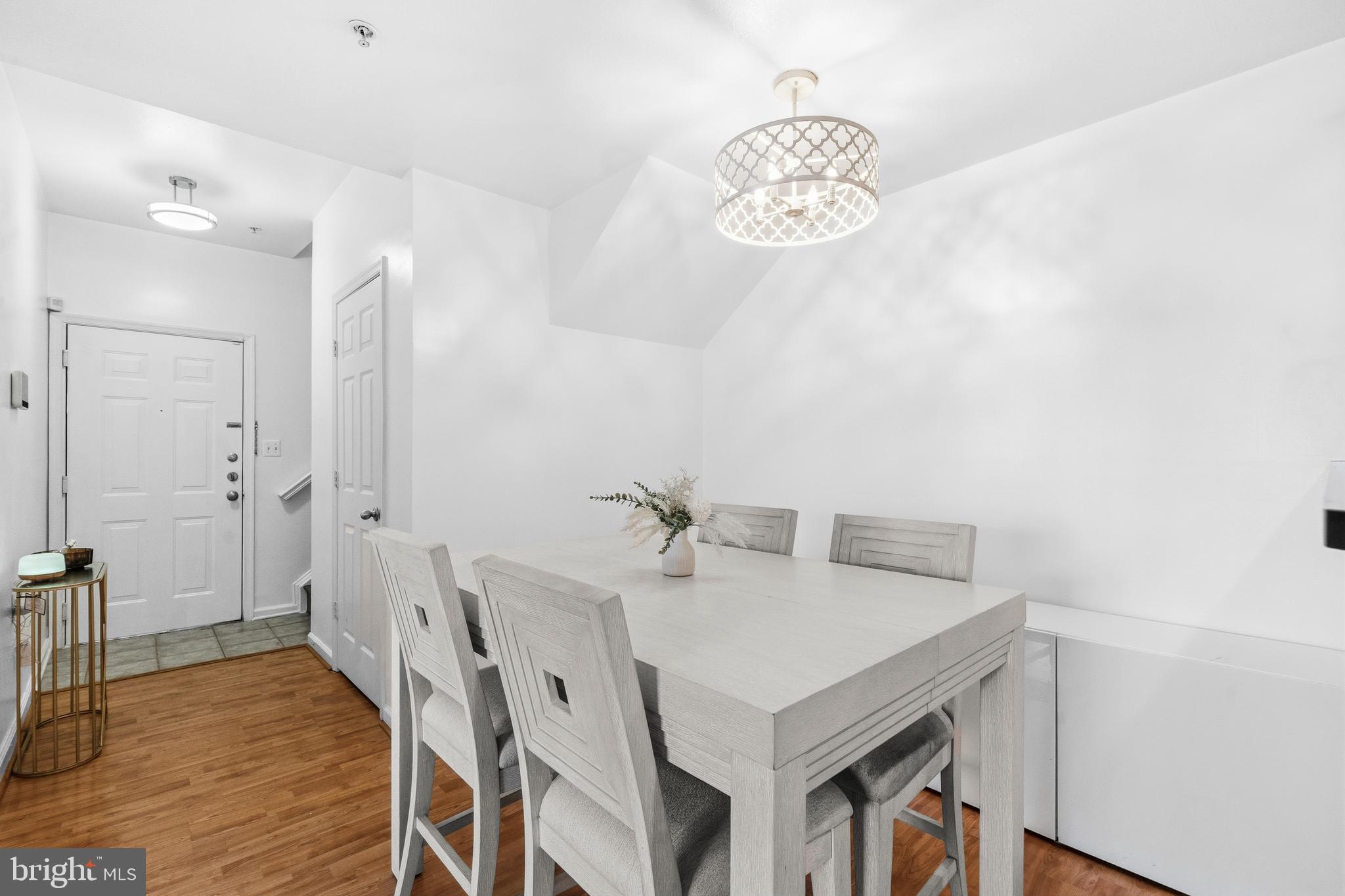 FAIRFAX RIDGE - Residential