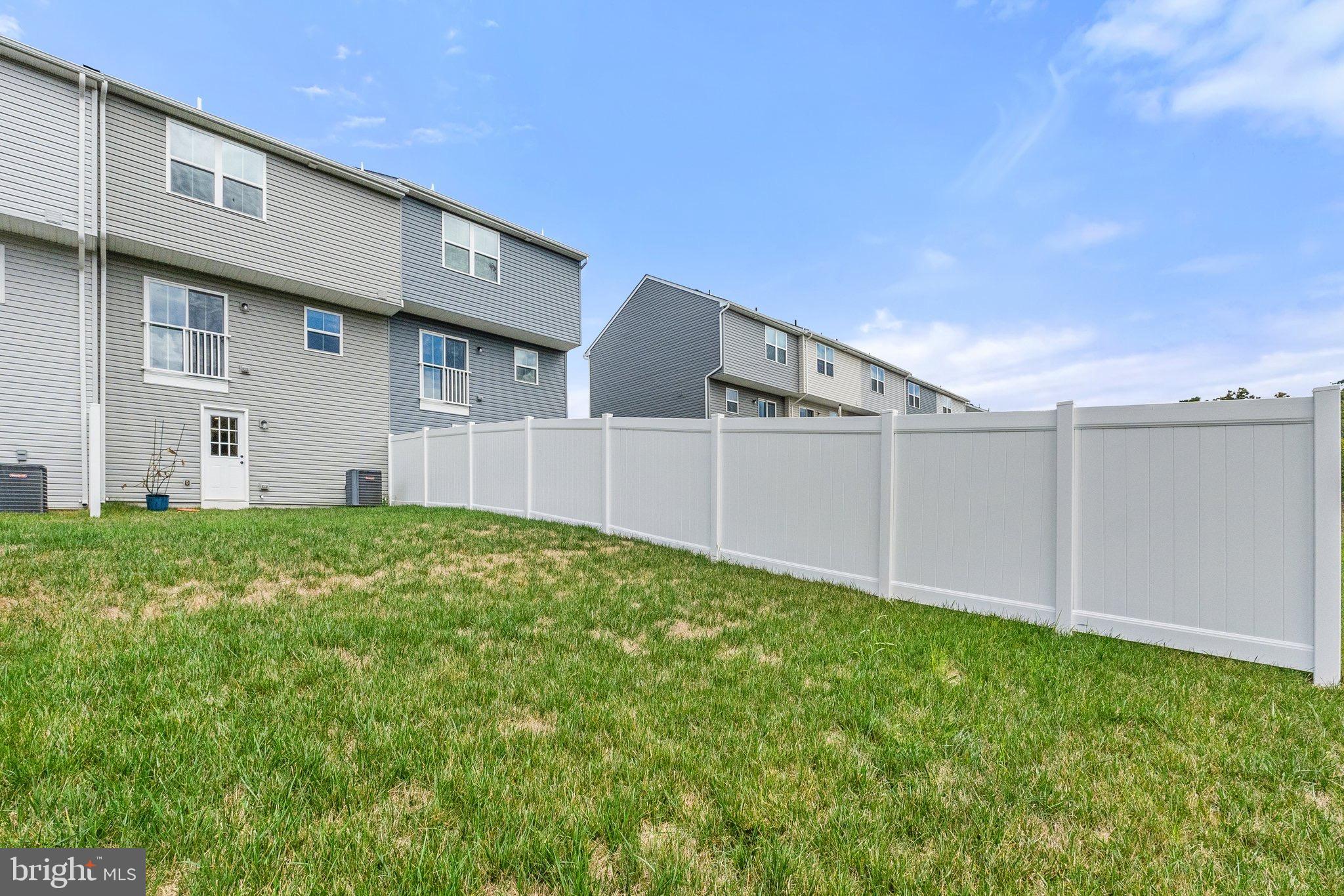 SOUTH BROOK - Residential