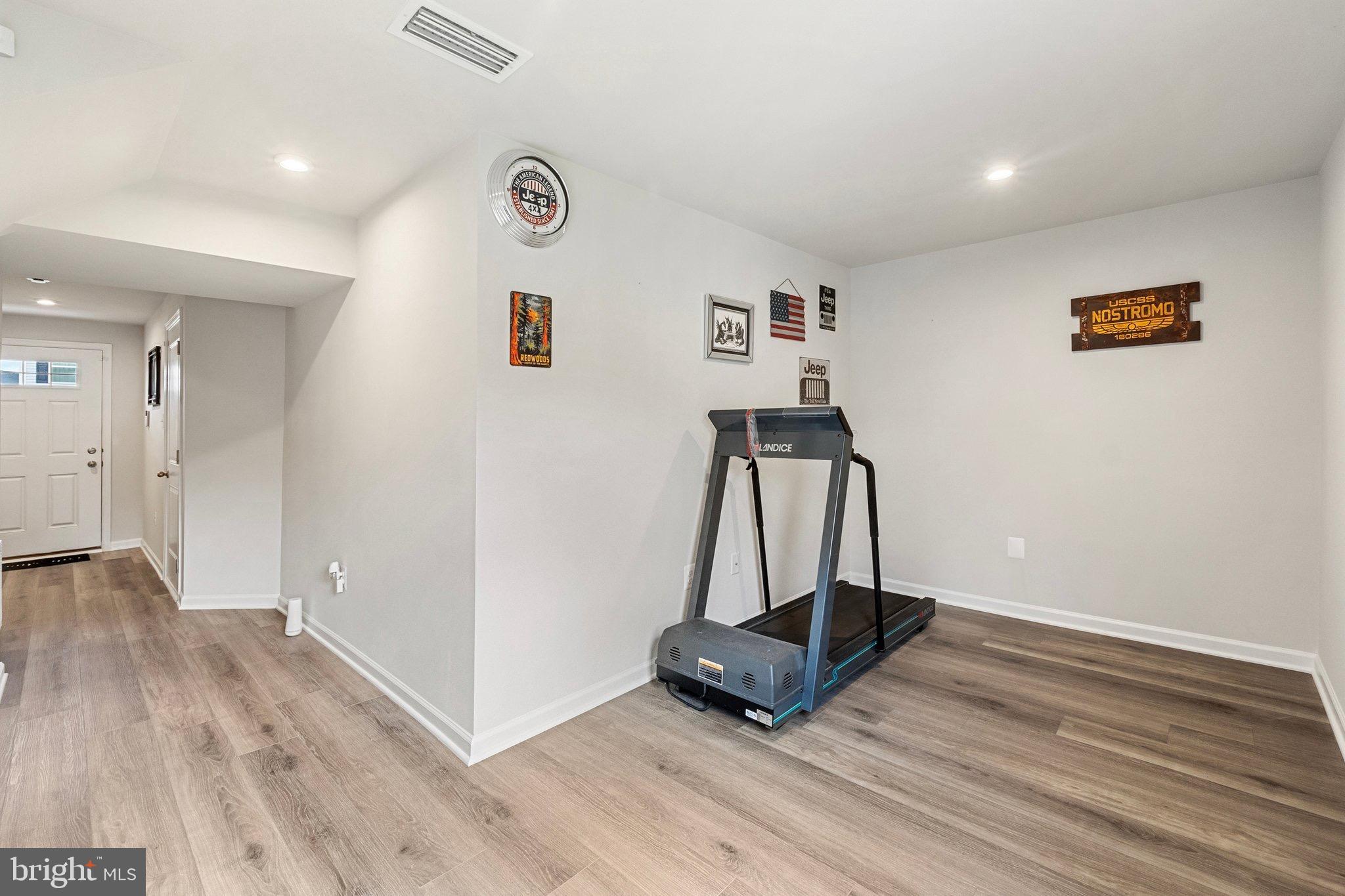 SOUTH BROOK - Residential