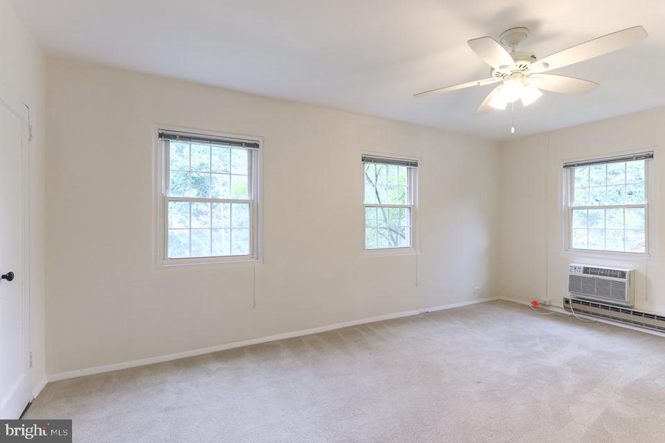 PARK  FAIRFAX - Residential Lease