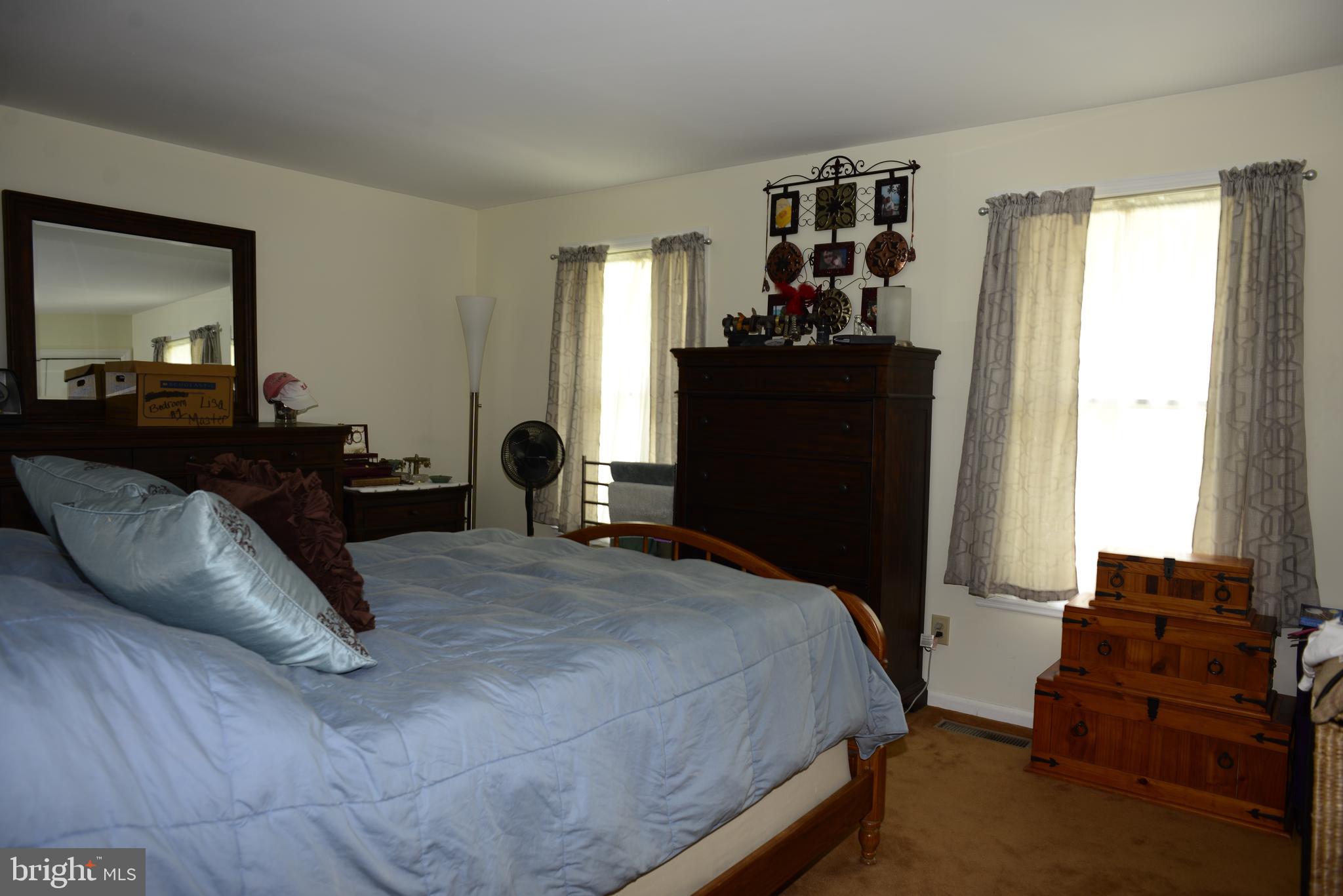 INNSBRUCK - Residential Lease