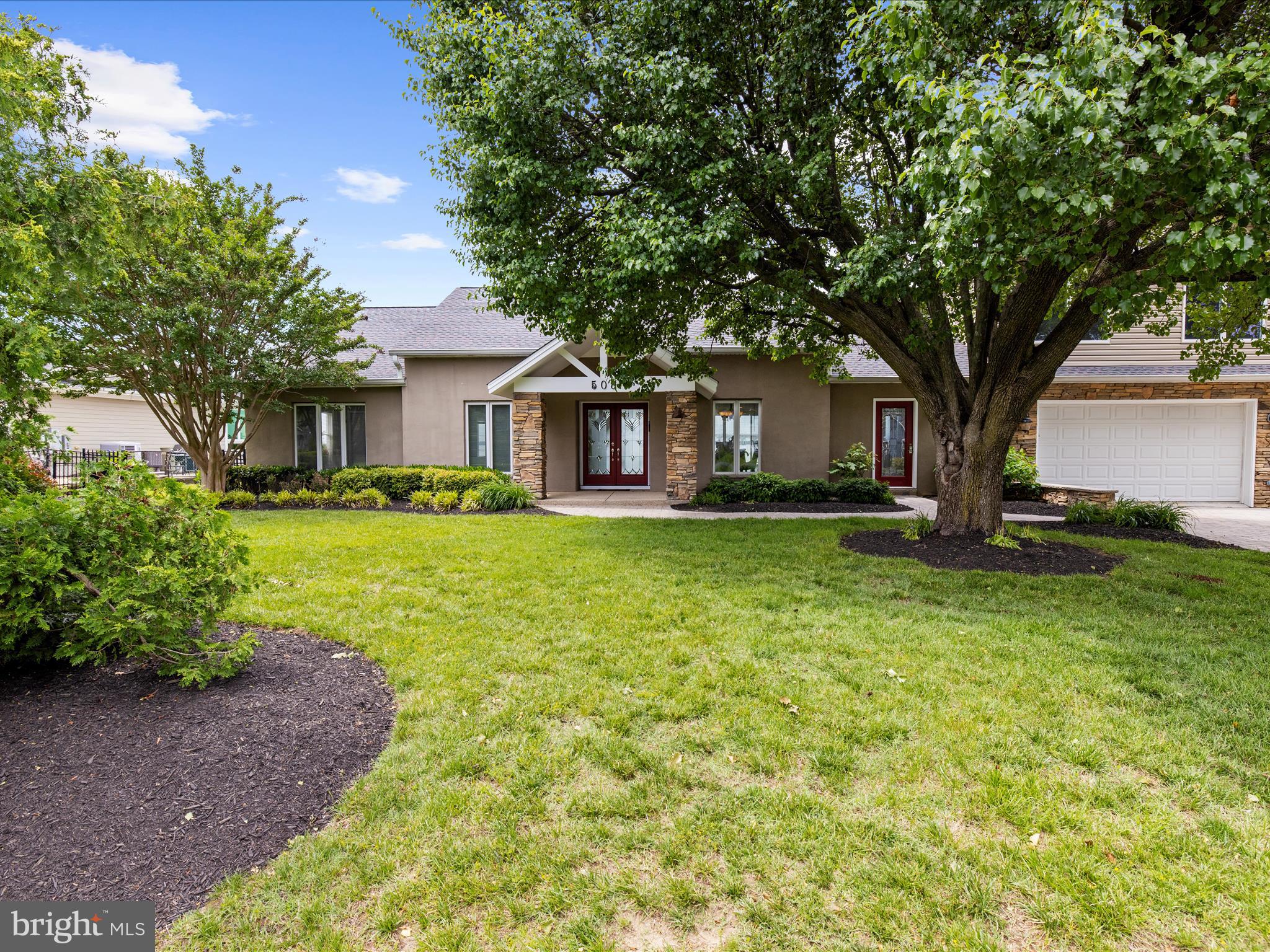 508 BAYSIDE DRIVE